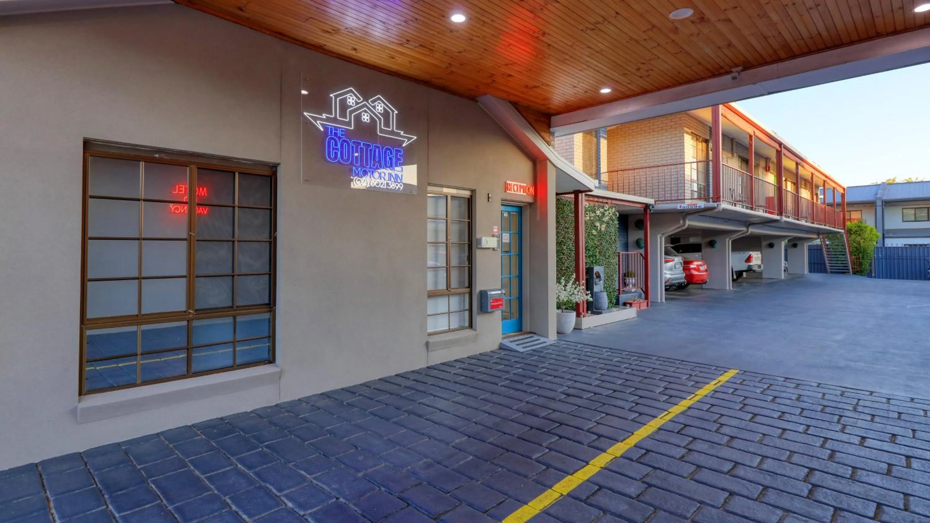 Property building in The Cottage Motor Inn Albury CBD