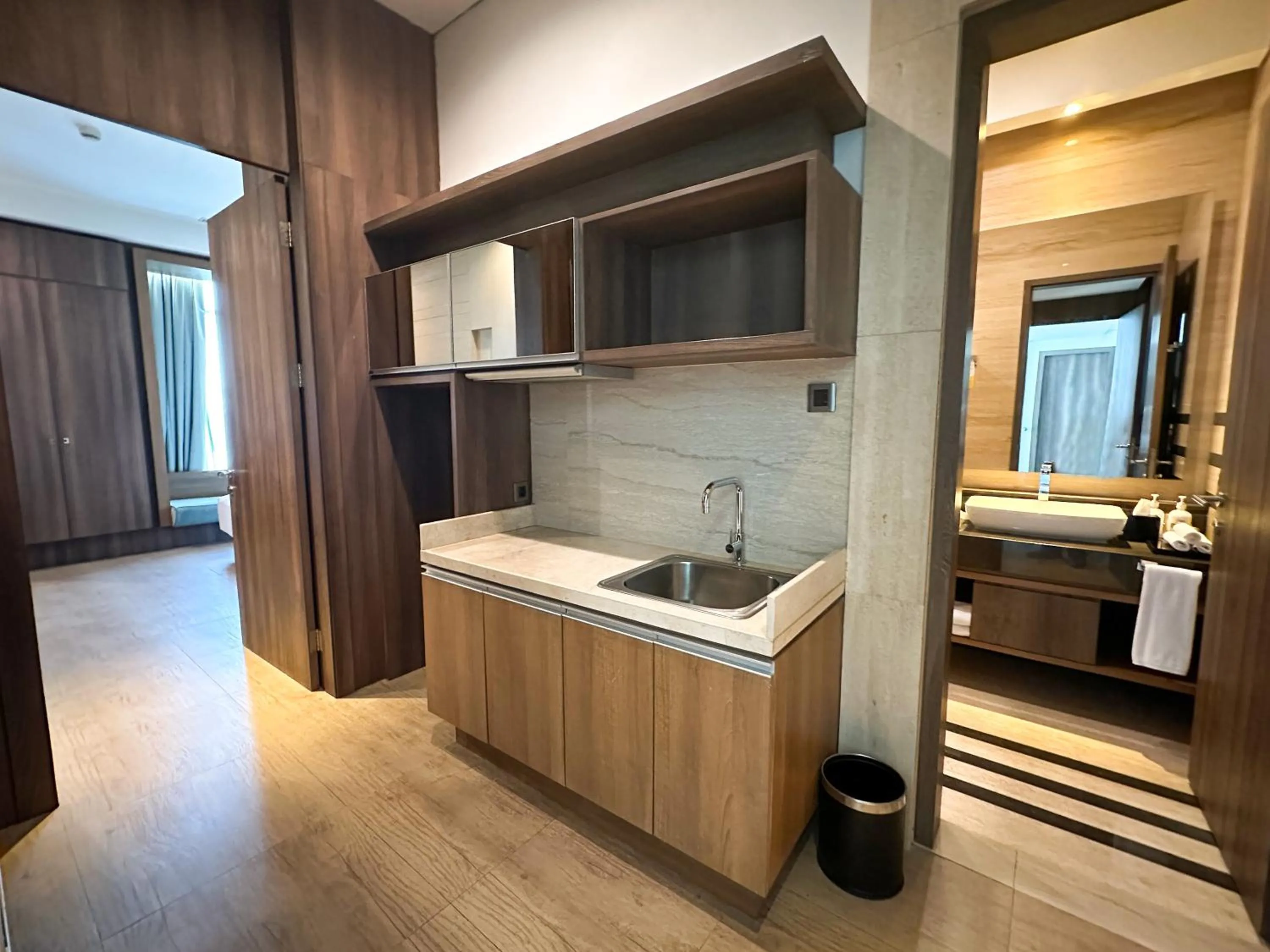 dishwasher in Holiday Inn Cikarang Jababeka by IHG