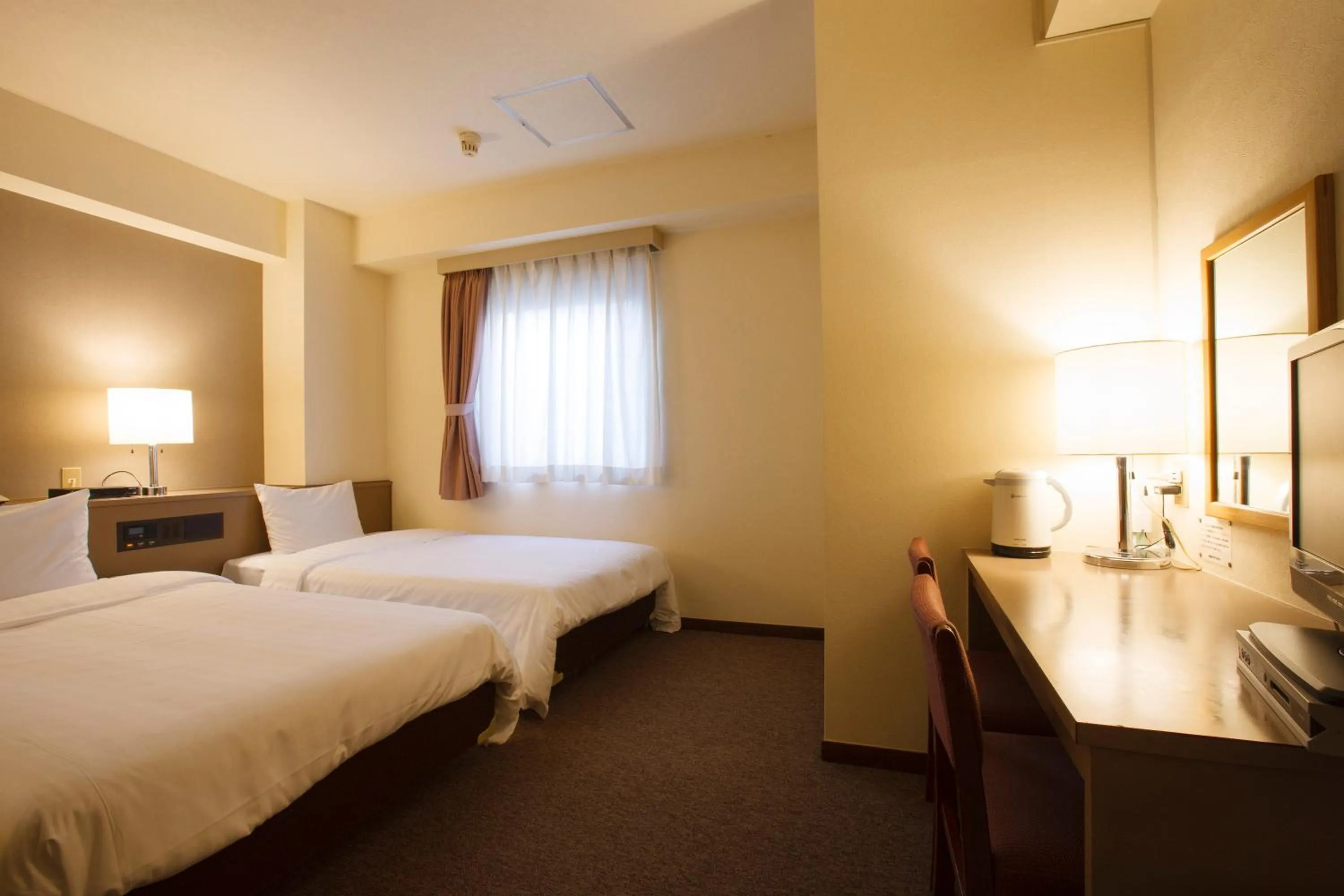 Bedroom, Bed in Sankei City Hotel Chiba