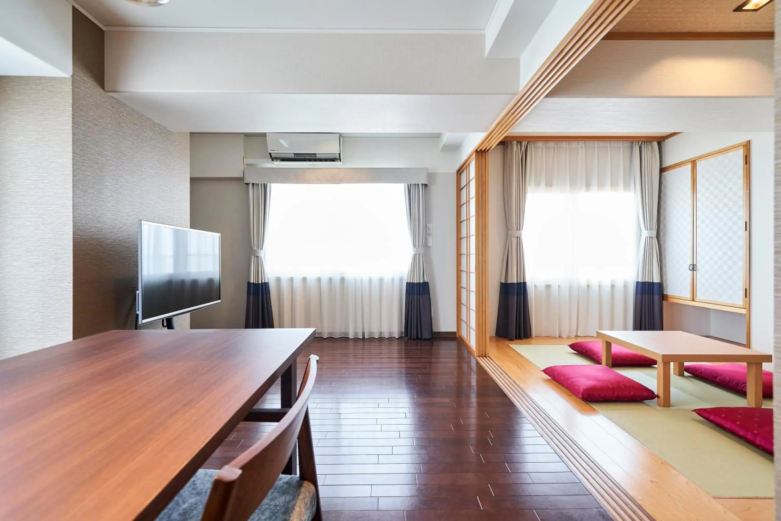 Photo of the whole room, Bed in Hotel Global View Hakodate Photo of the whole room, Bed in Hotel Global View Hakodate