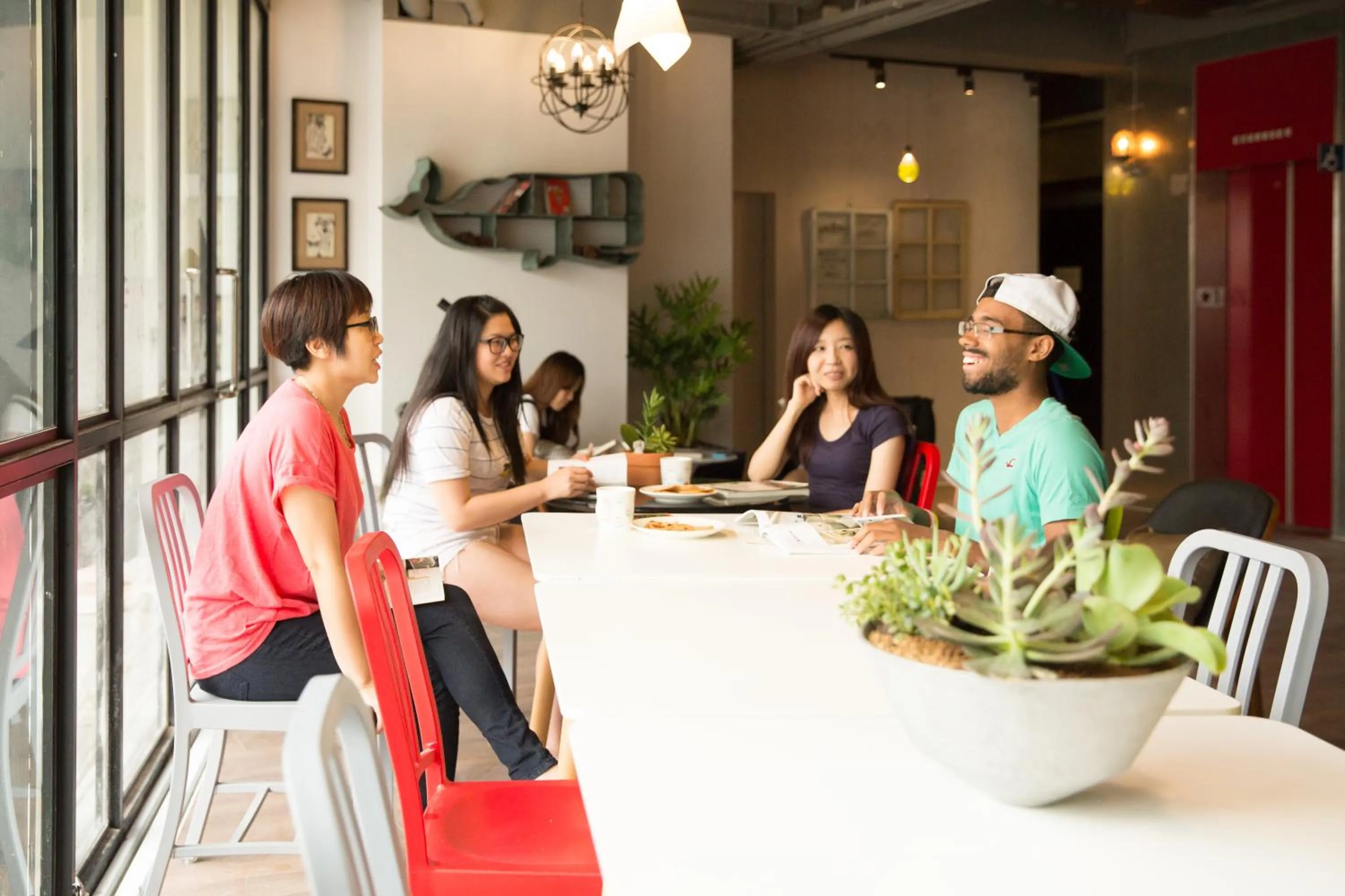 Staff in Light Hostel - Tainan