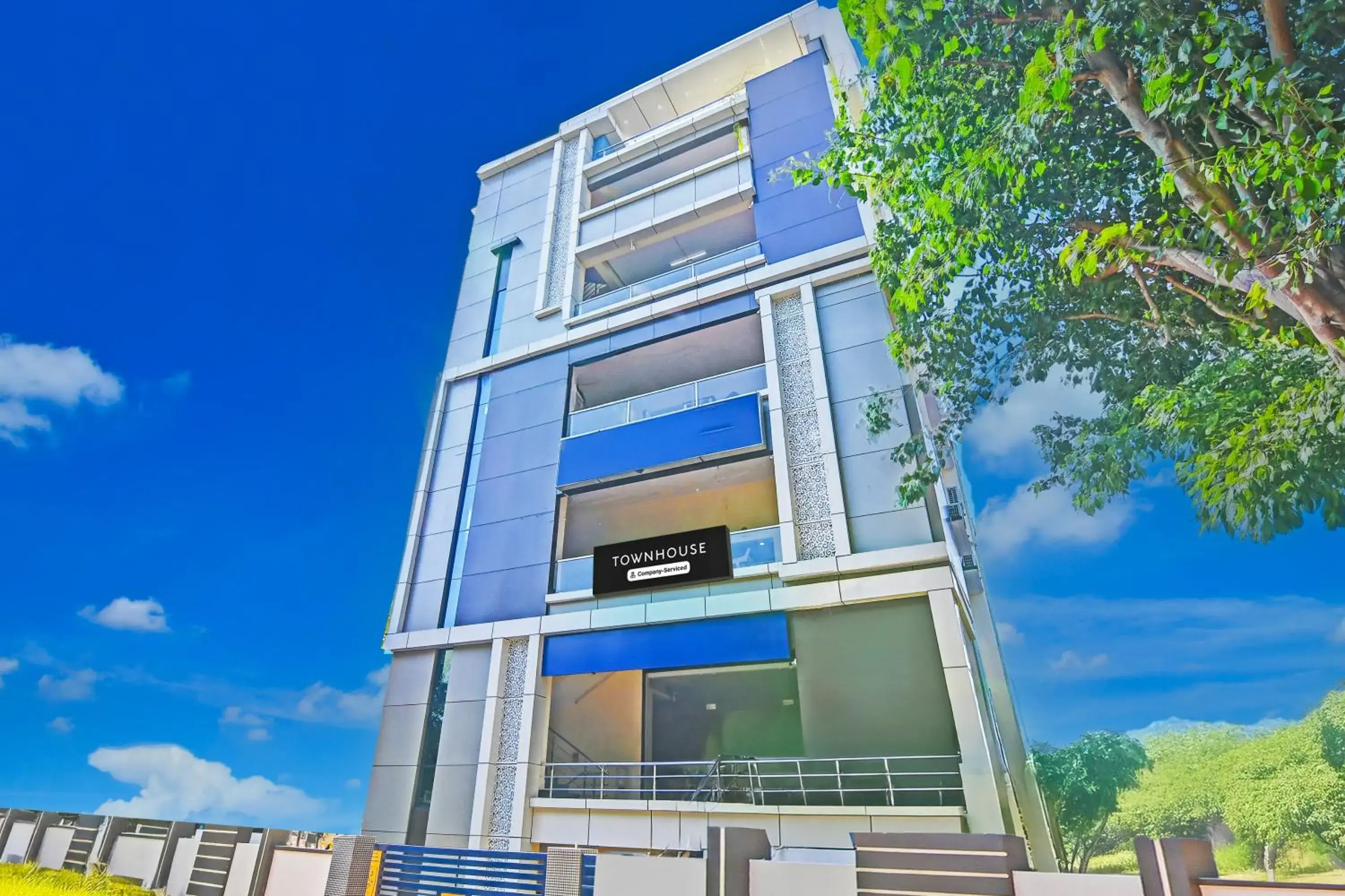 Facade/entrance in Super Townhouse Dwarakanagar Near Gurudwara Facade/entrance in Super Townhouse Dwarakanagar Near Gurudwara