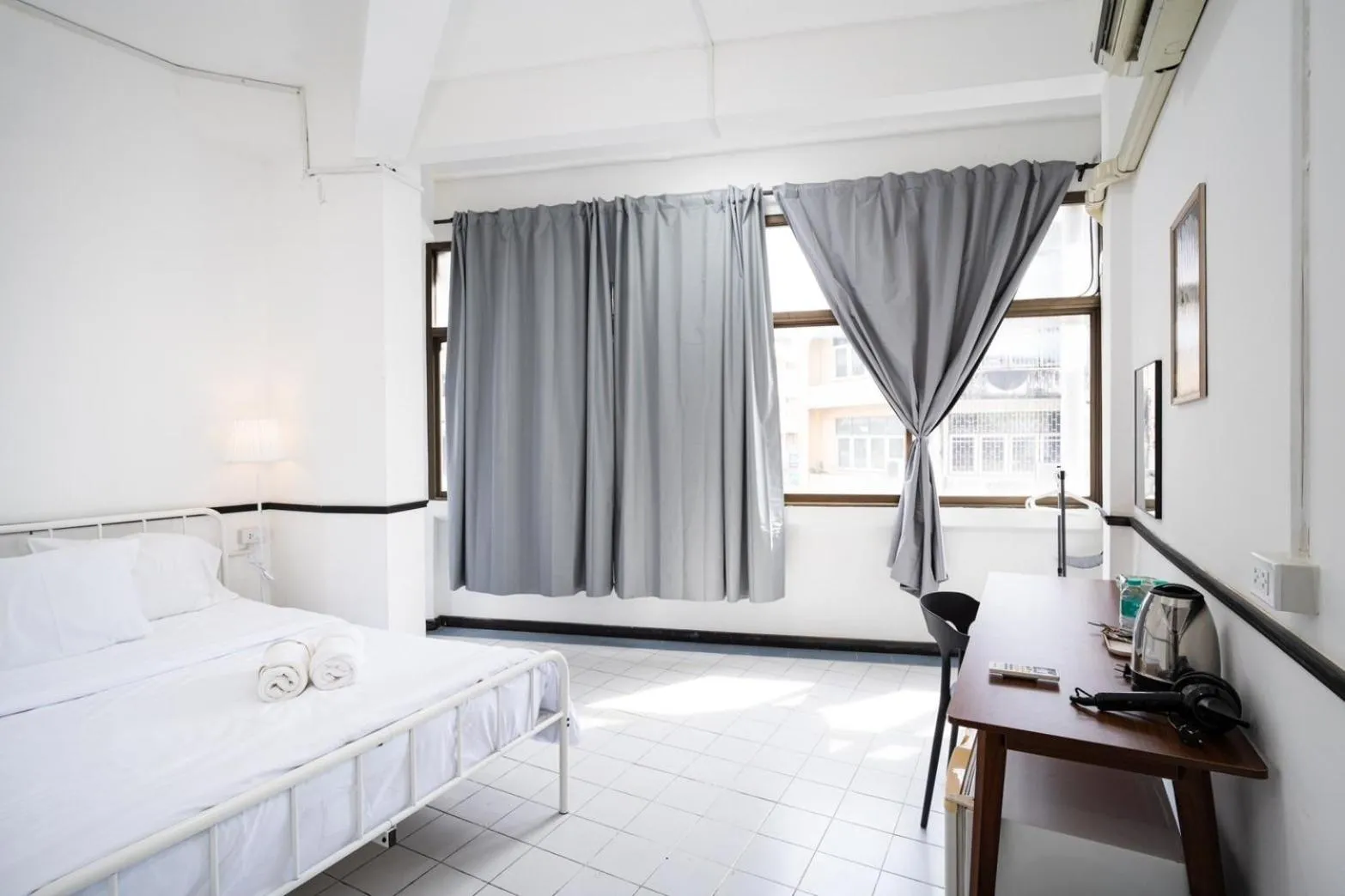 XX GO INN MRT Hua Lamphong China Town