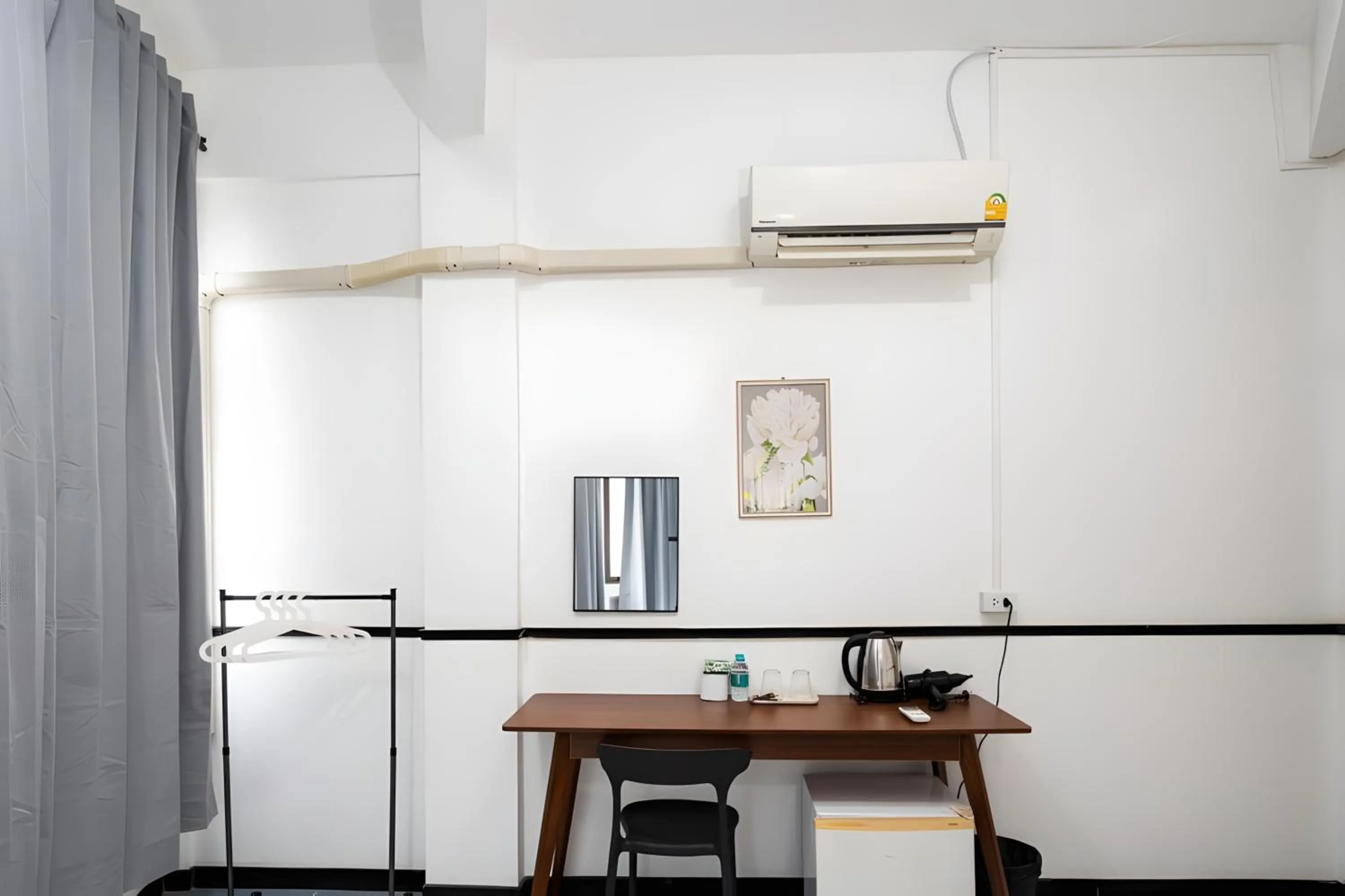 air conditioner in XX GO INN MRT Hua Lamphong Yaowarat