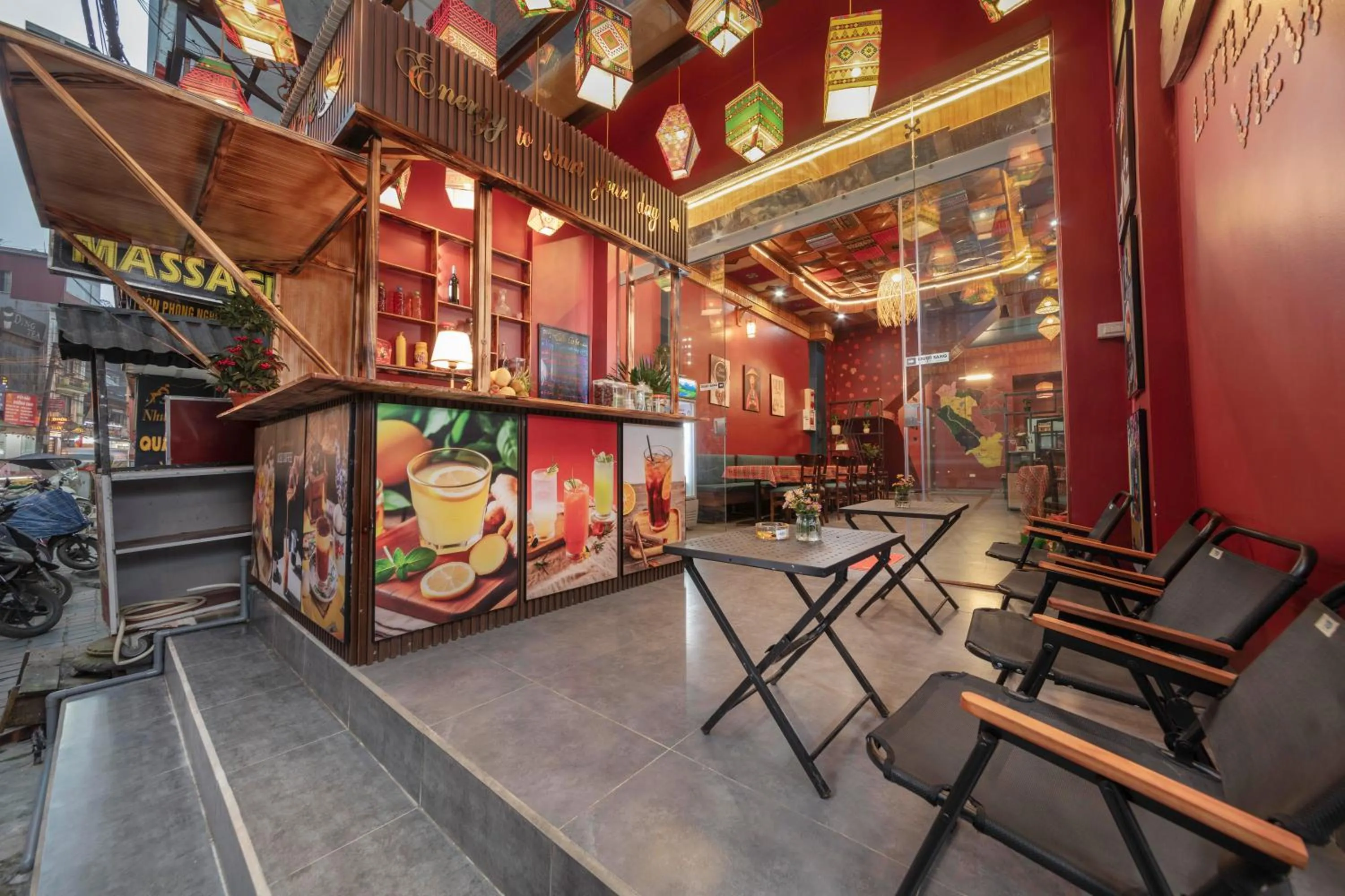 Drinks in Little View Homestay