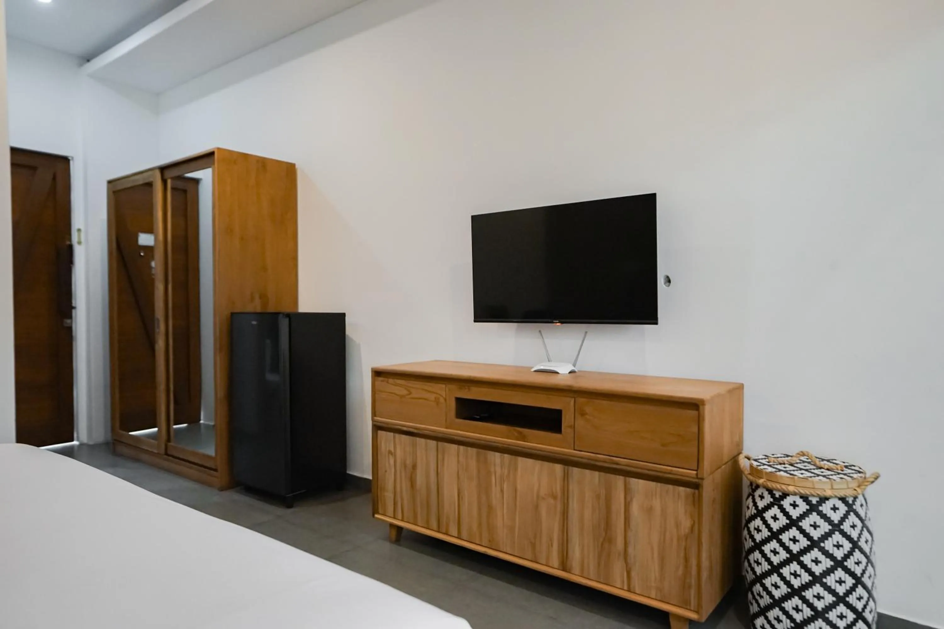 TV and multimedia in Suksma Guesthouse