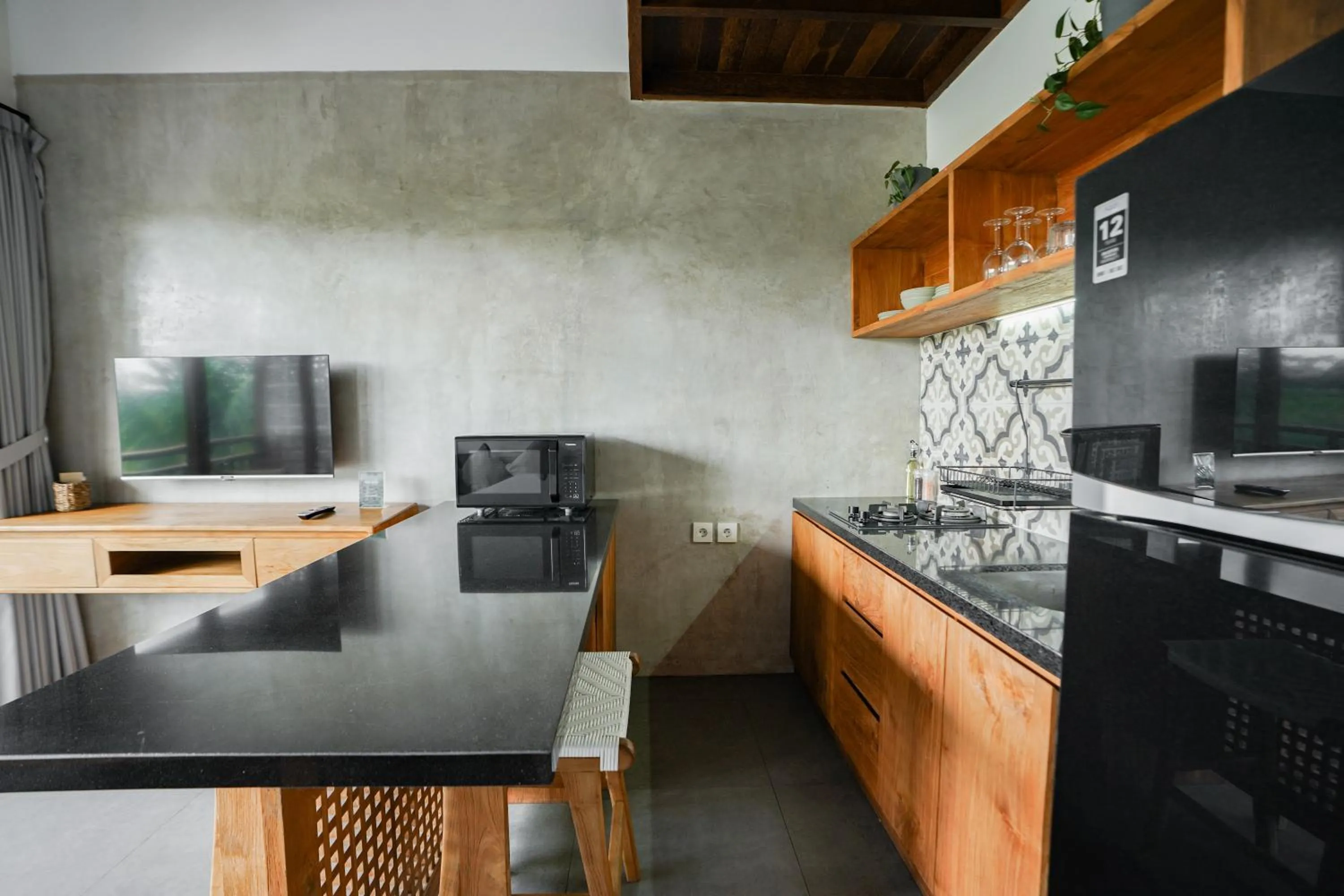 TV and multimedia in Suksma Guesthouse