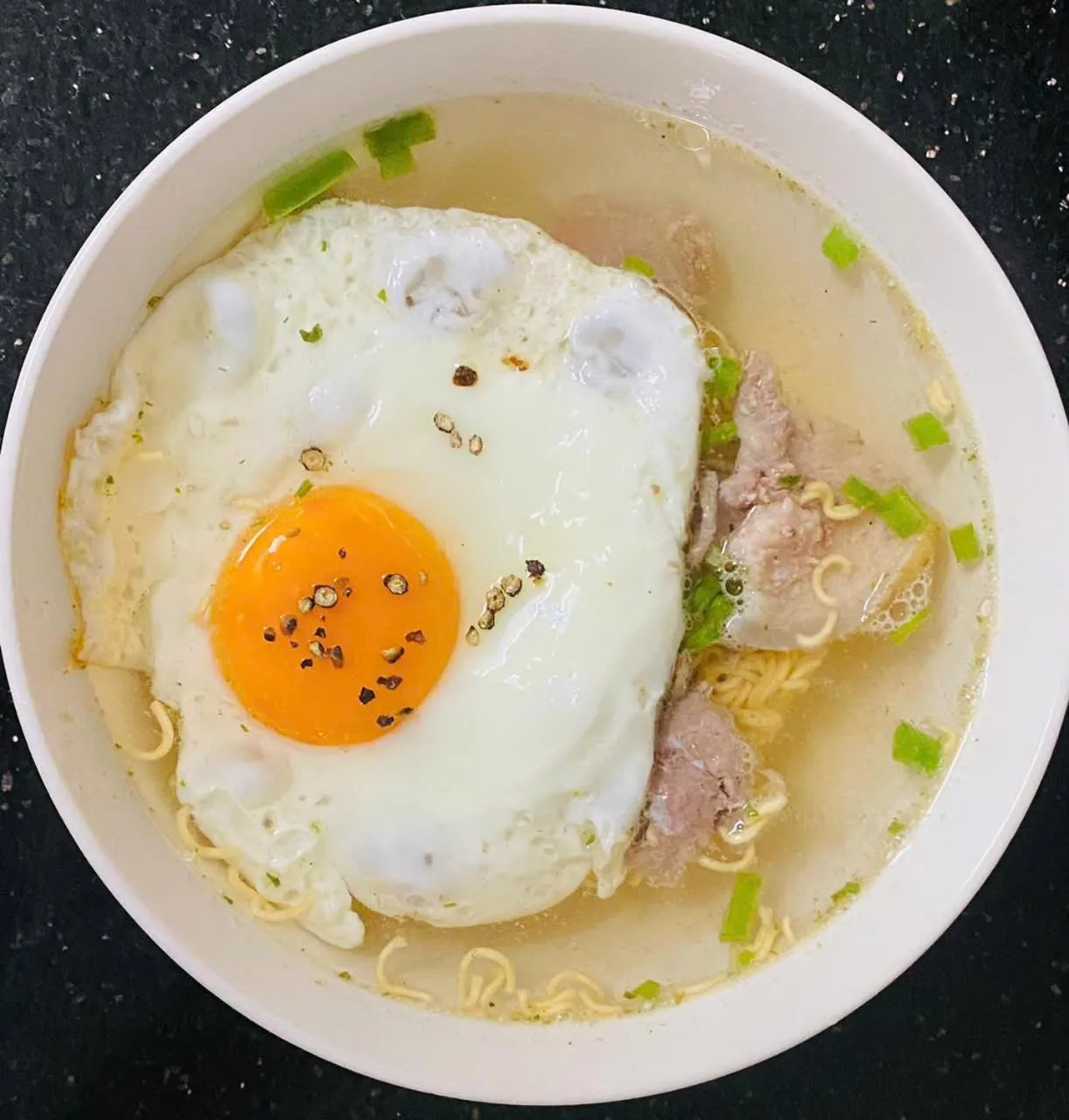 Food and drinks in Bong House Homestay 2