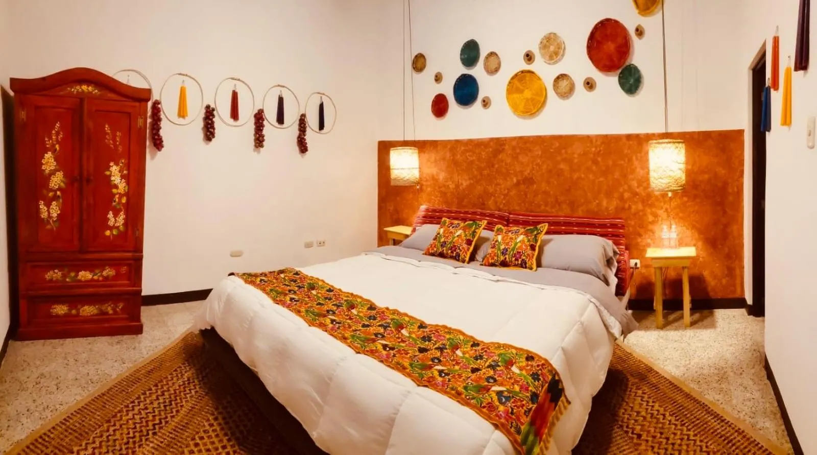 Deluxe King Room - single occupancy in Luna Maya Boutique Hotel