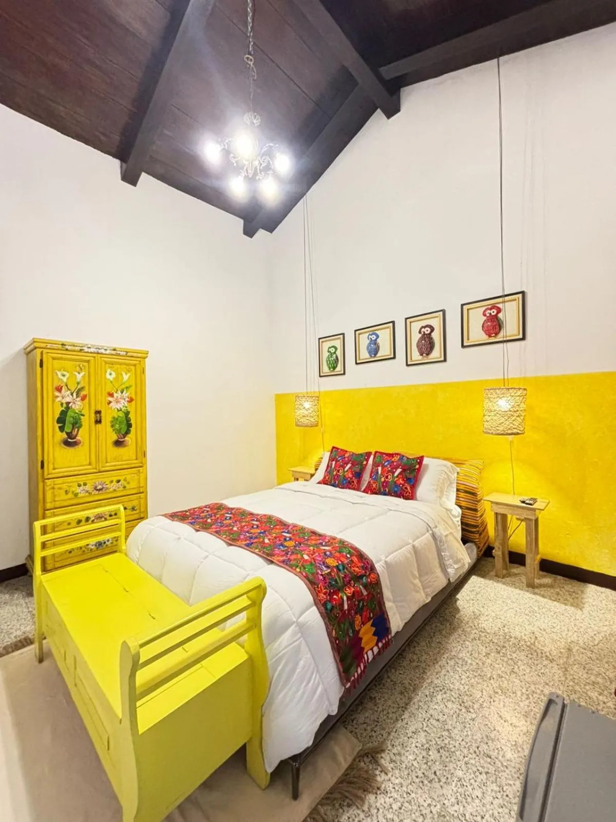 Deluxe Queen Room - single occupancy in Luna Maya Boutique Hotel