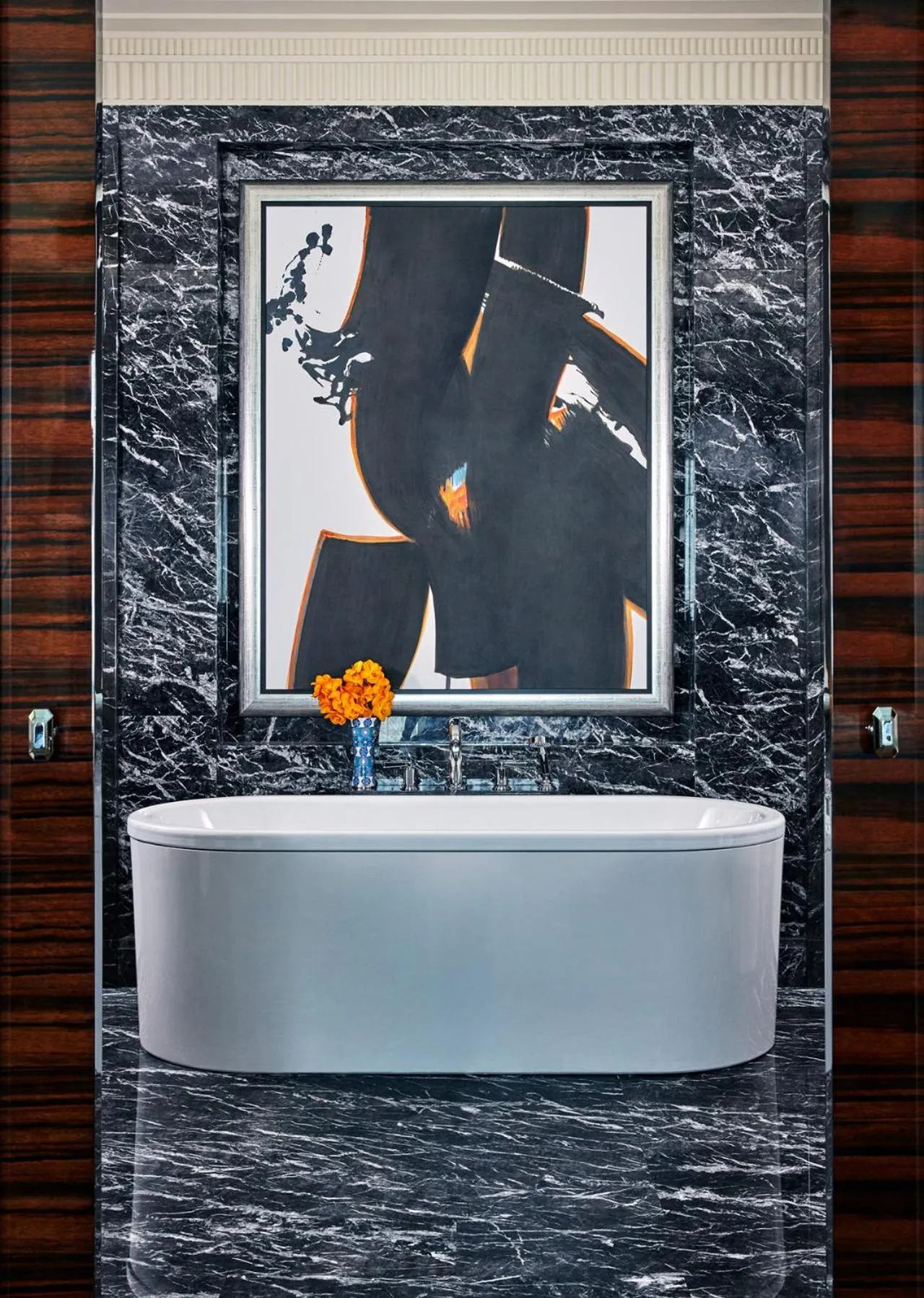 Bath in Four Seasons Hotel Bahrain Bay