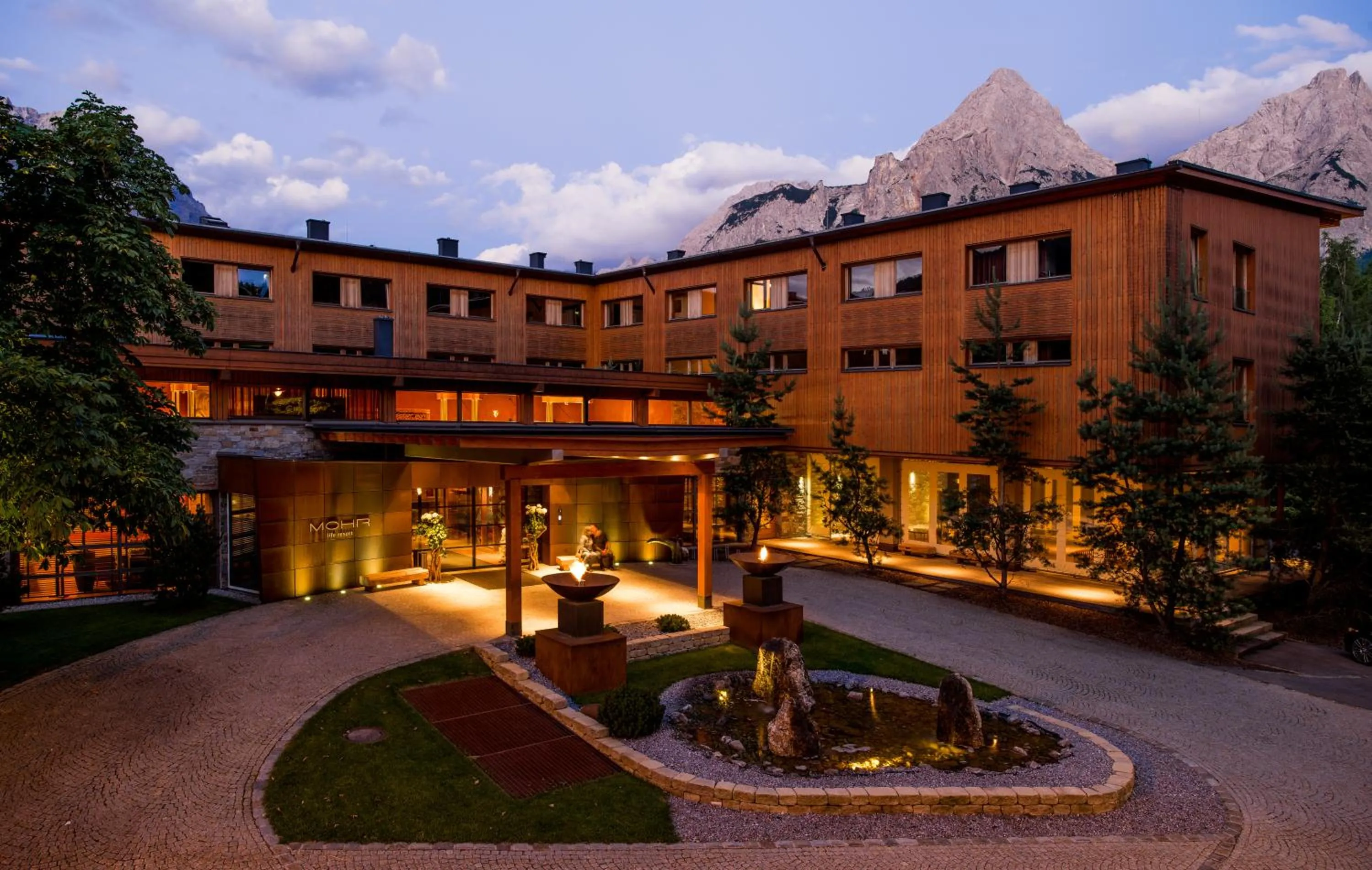 Property building in MOHR life resort