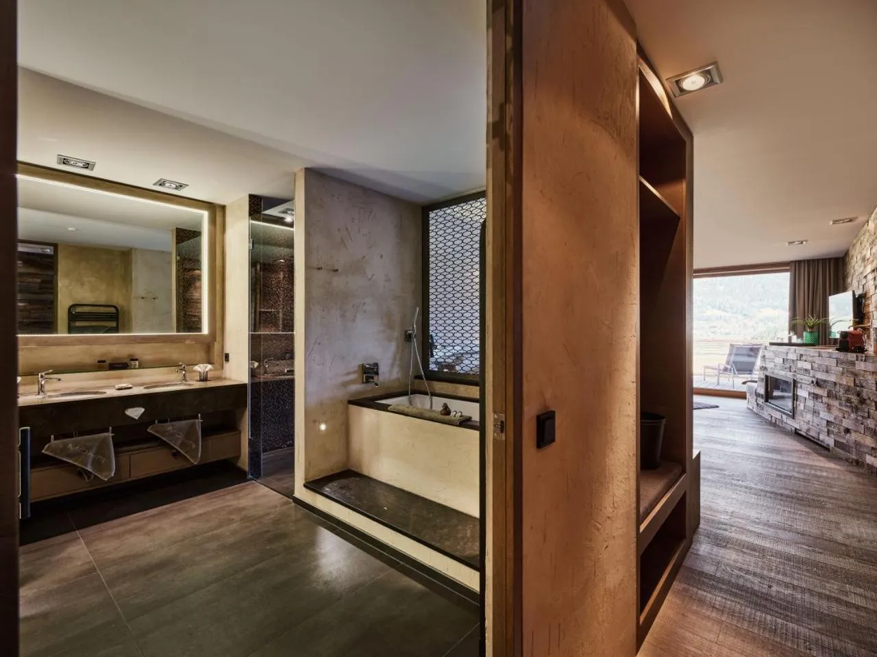 Bathroom, Bed in MOHR life resort