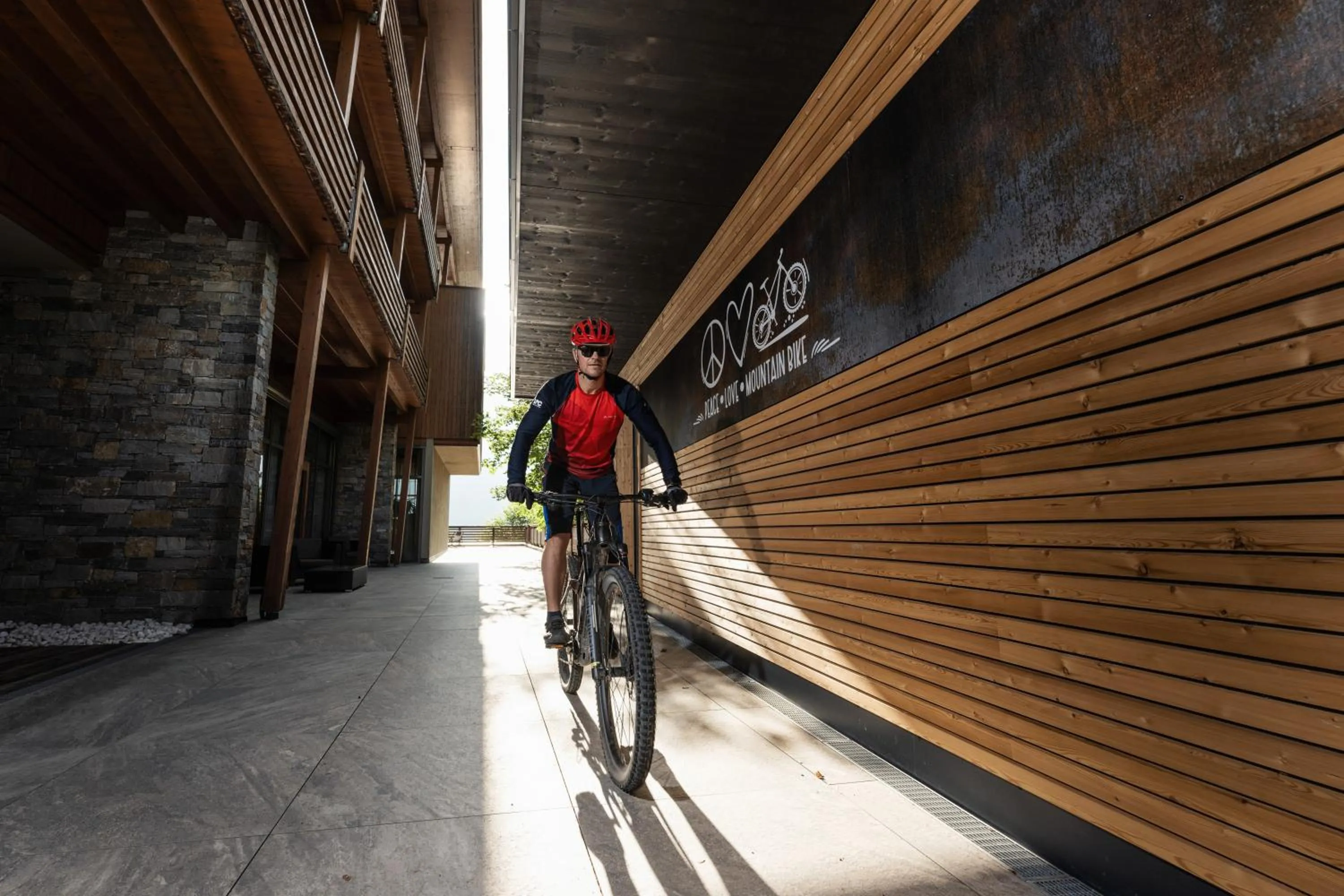 Cycling in MOHR life resort