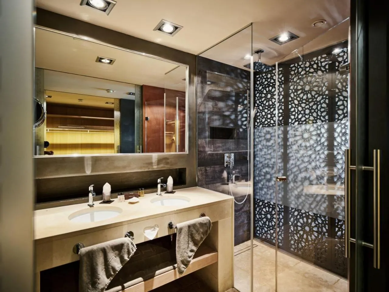 Bathroom in MOHR life resort