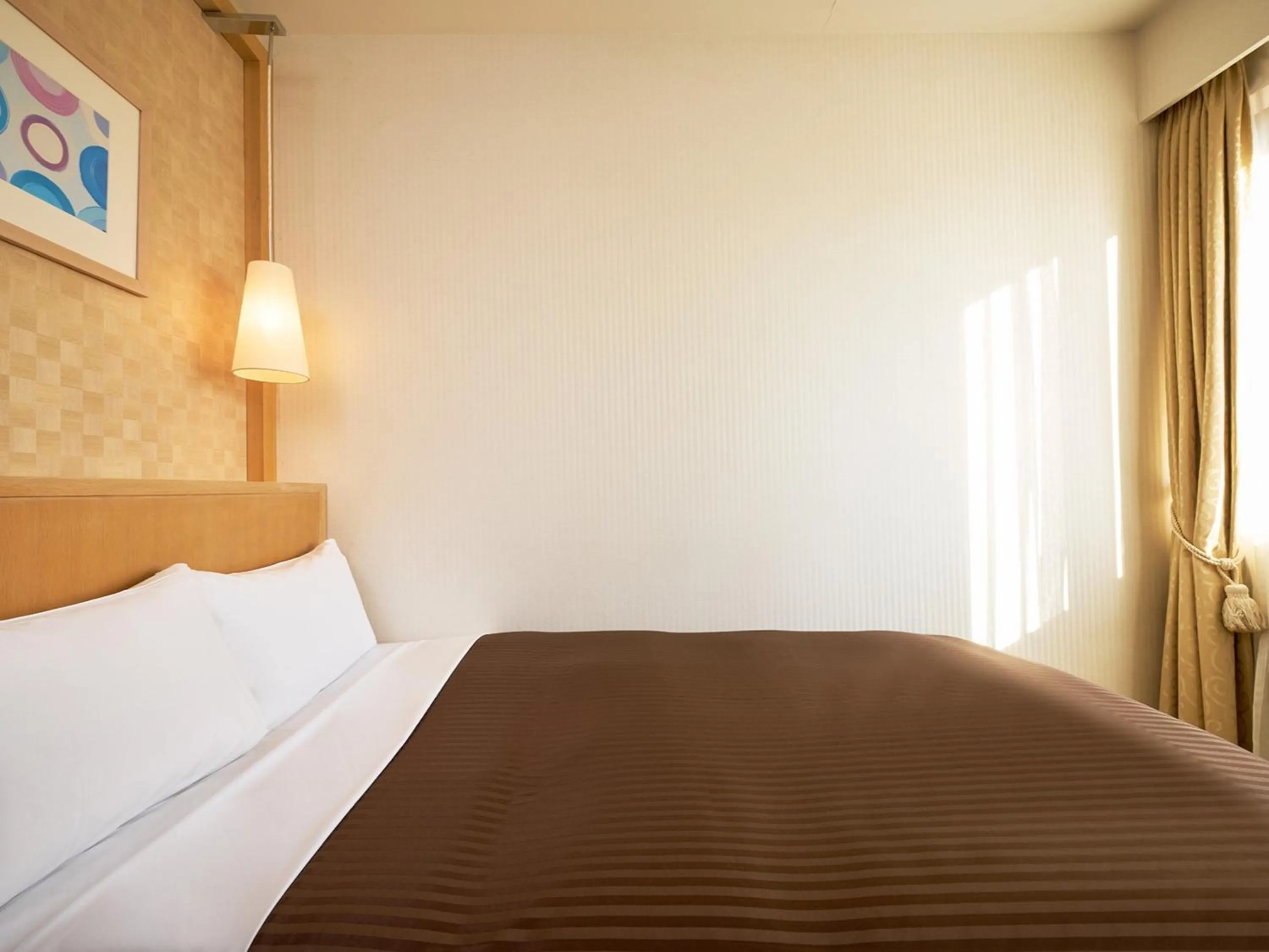 Bed in The OneFive Tokyo Kameido