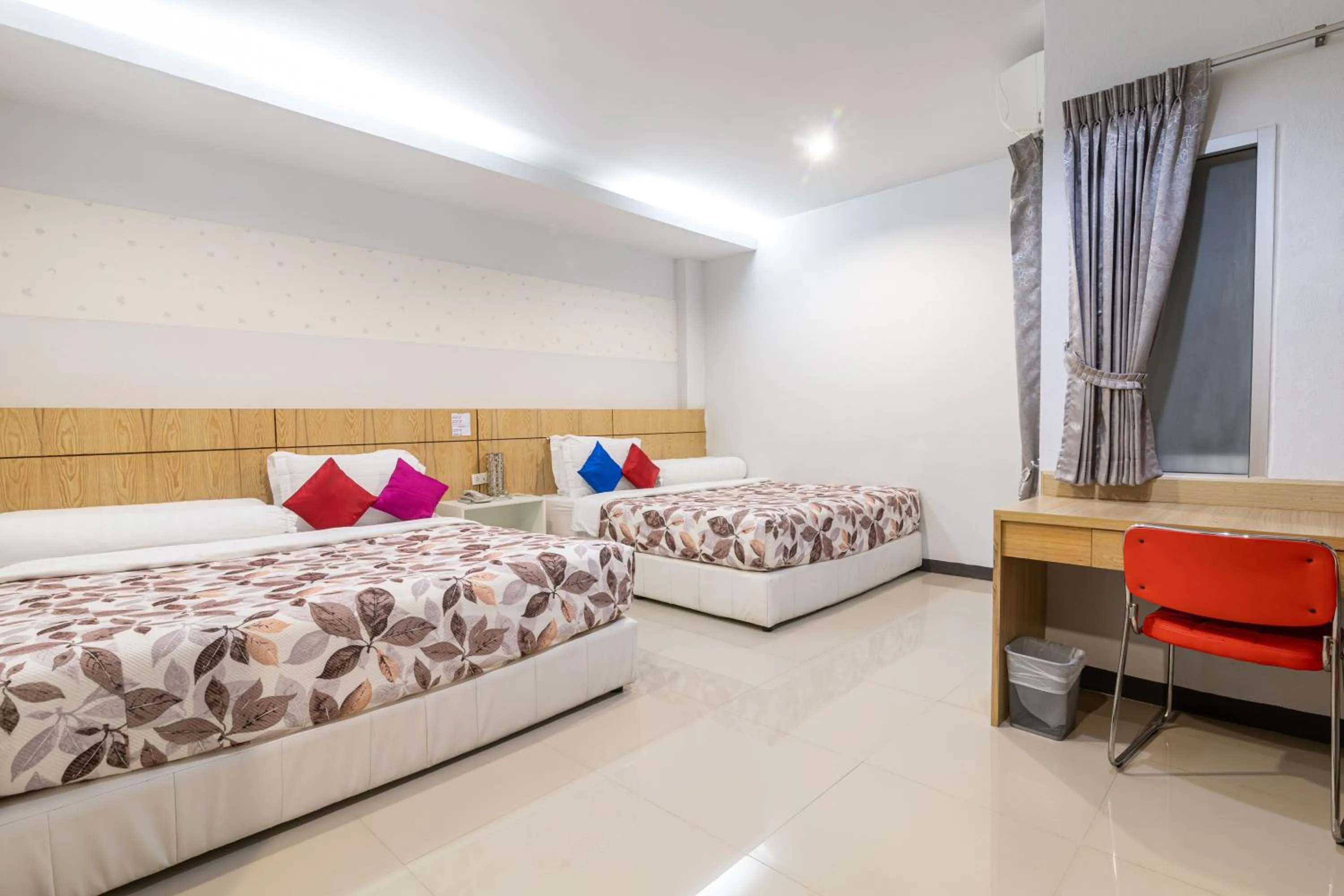 Bed in The Rama Hotel