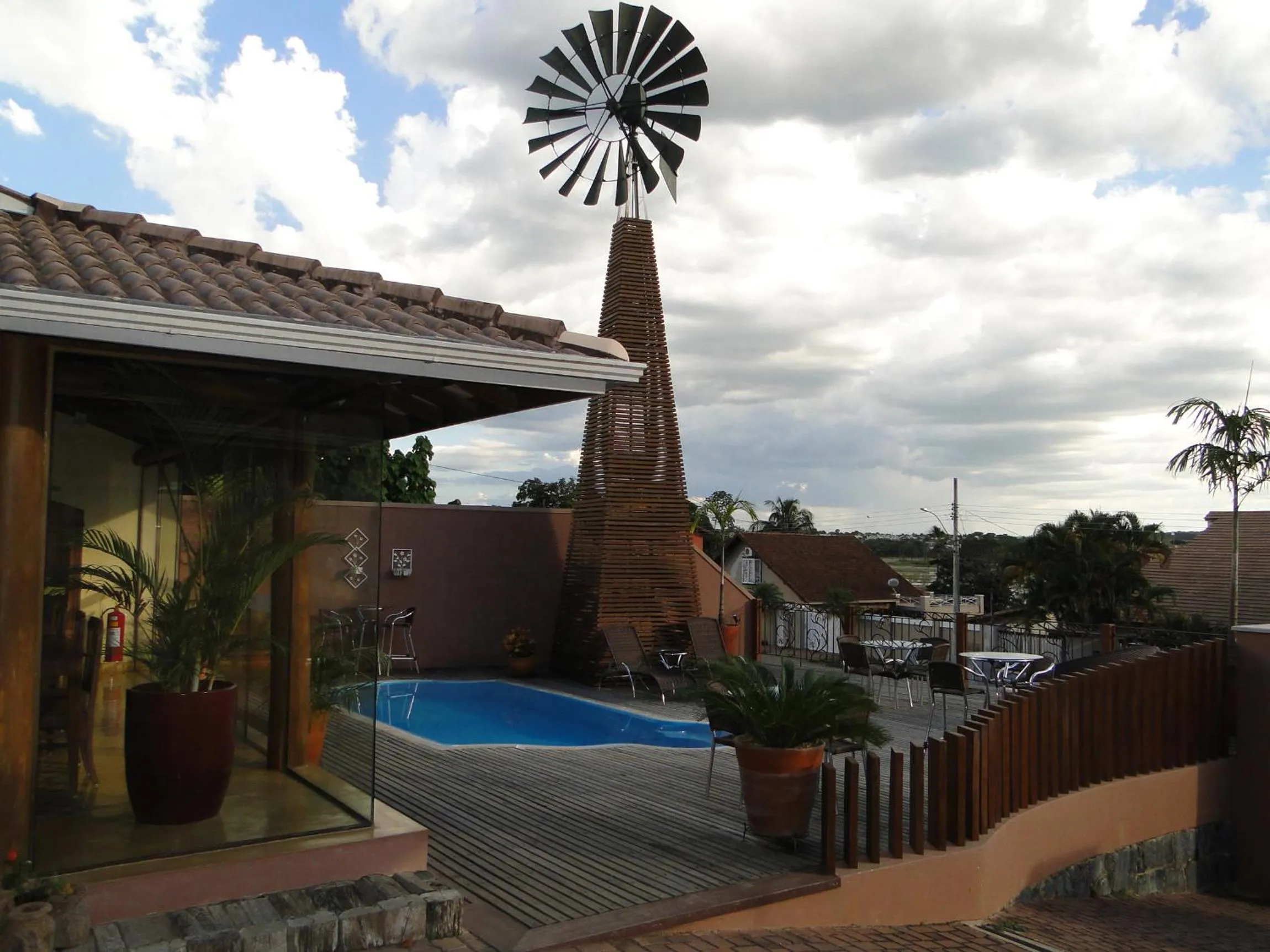 Pool view in Pousada Parador da Figueira