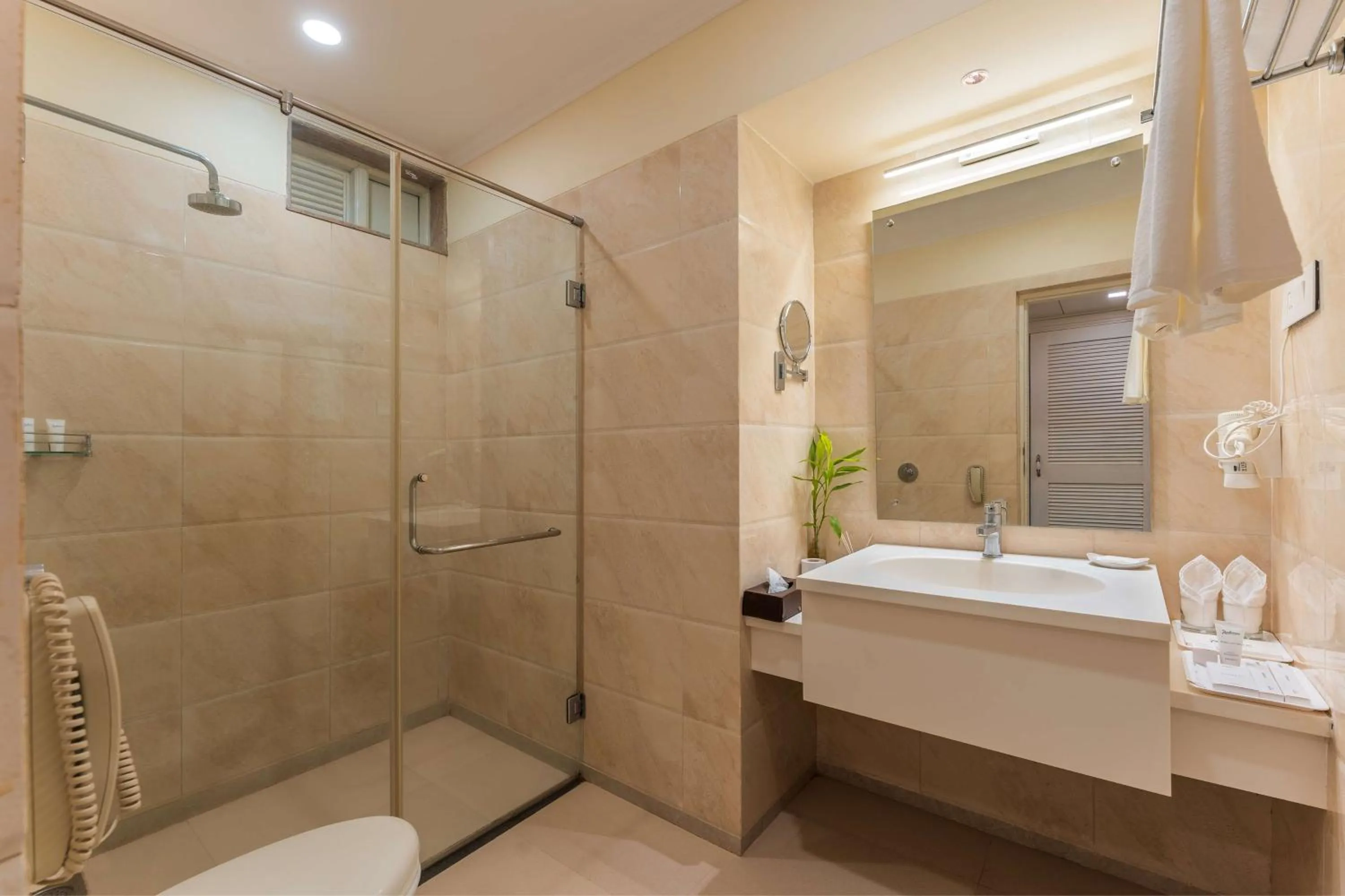 Bathroom in Radisson Goa Candolim