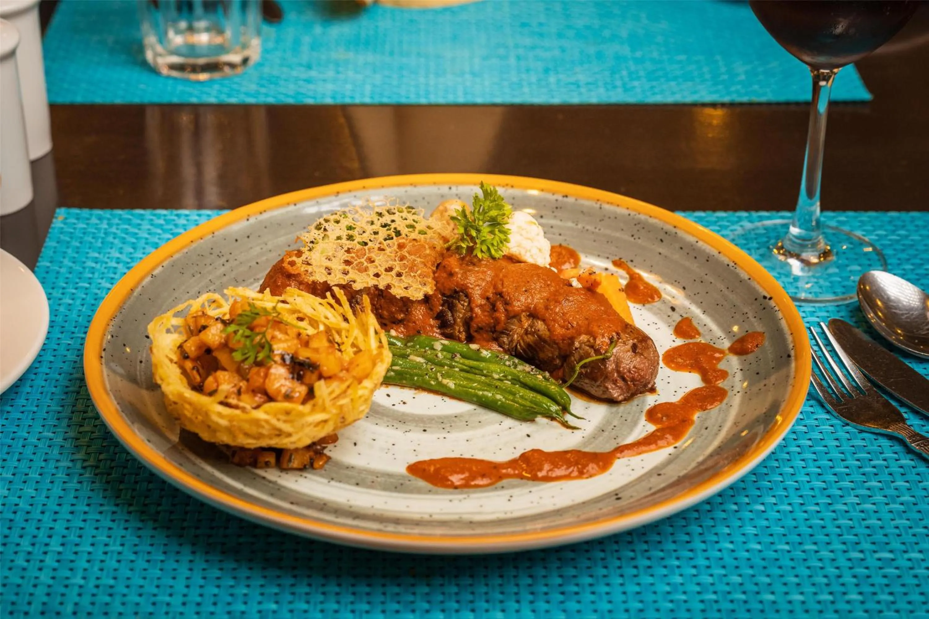 Food and drinks in Radisson Goa Candolim