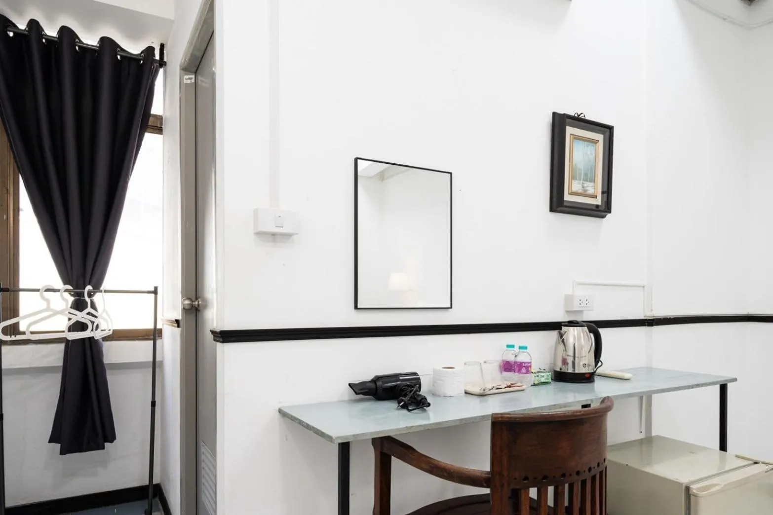 hair dresser in XX GO INN MRT Hua Lamphong China Town