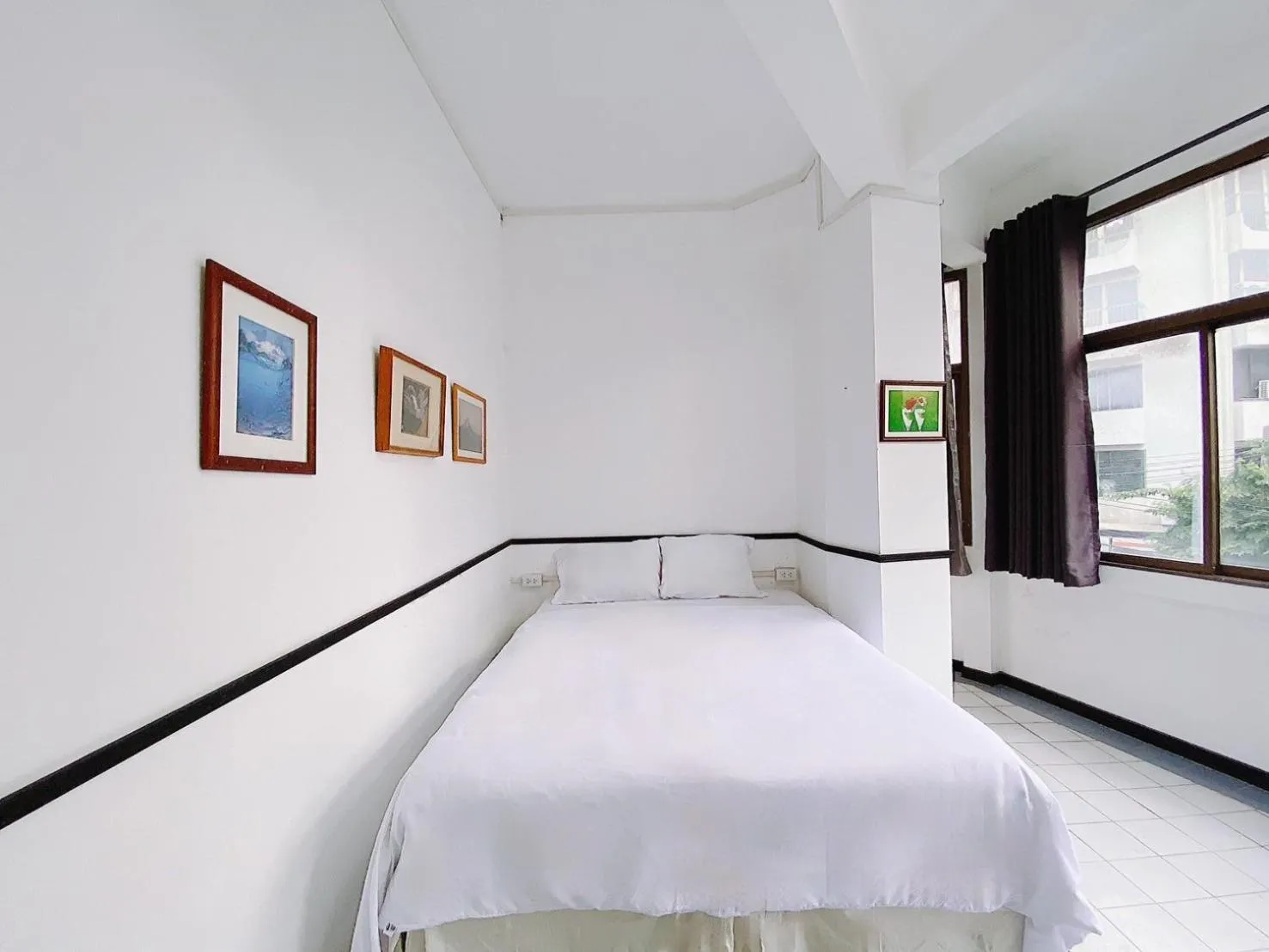 Bed in XX GO INN MRT Hua Lamphong China Town