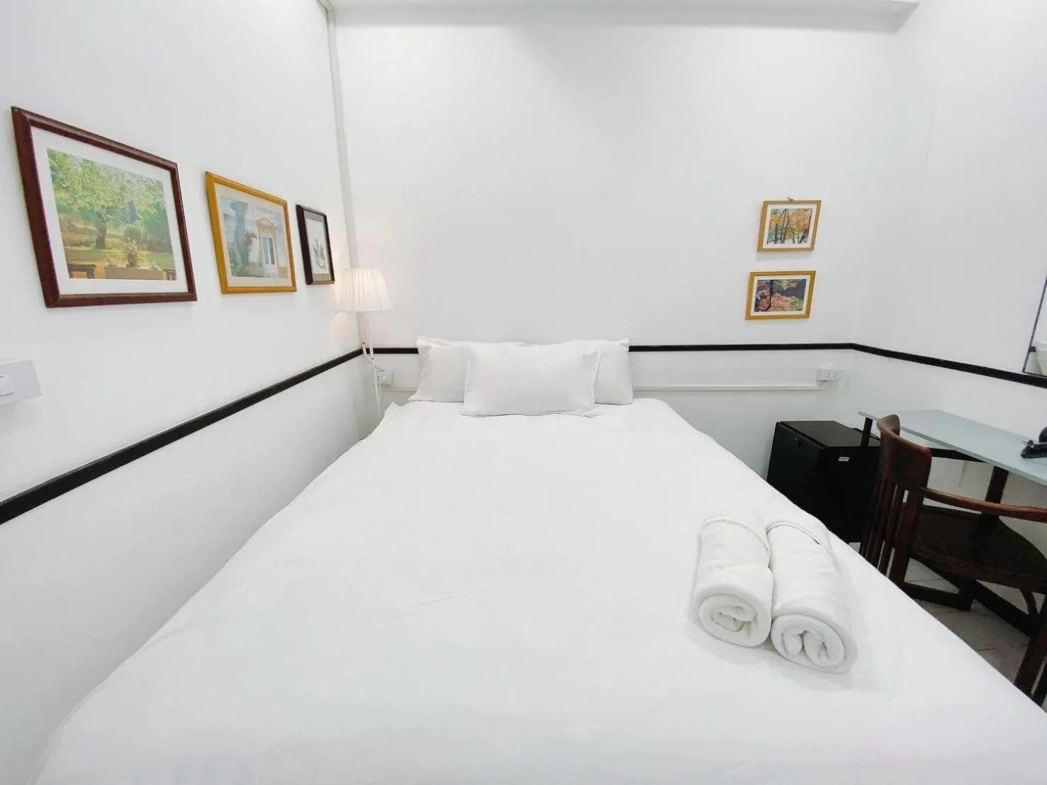 Bedroom, Bed in XX GO INN MRT Hua Lamphong China Town