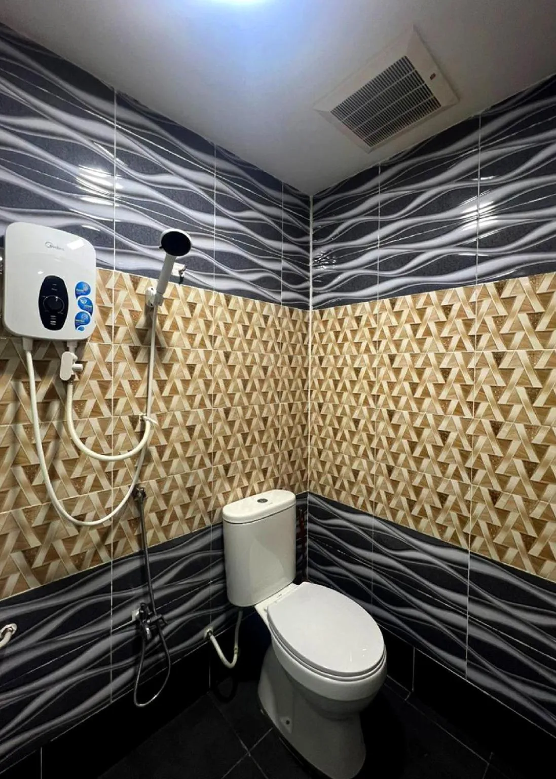 Bathroom in ARK Business Rawang hotel