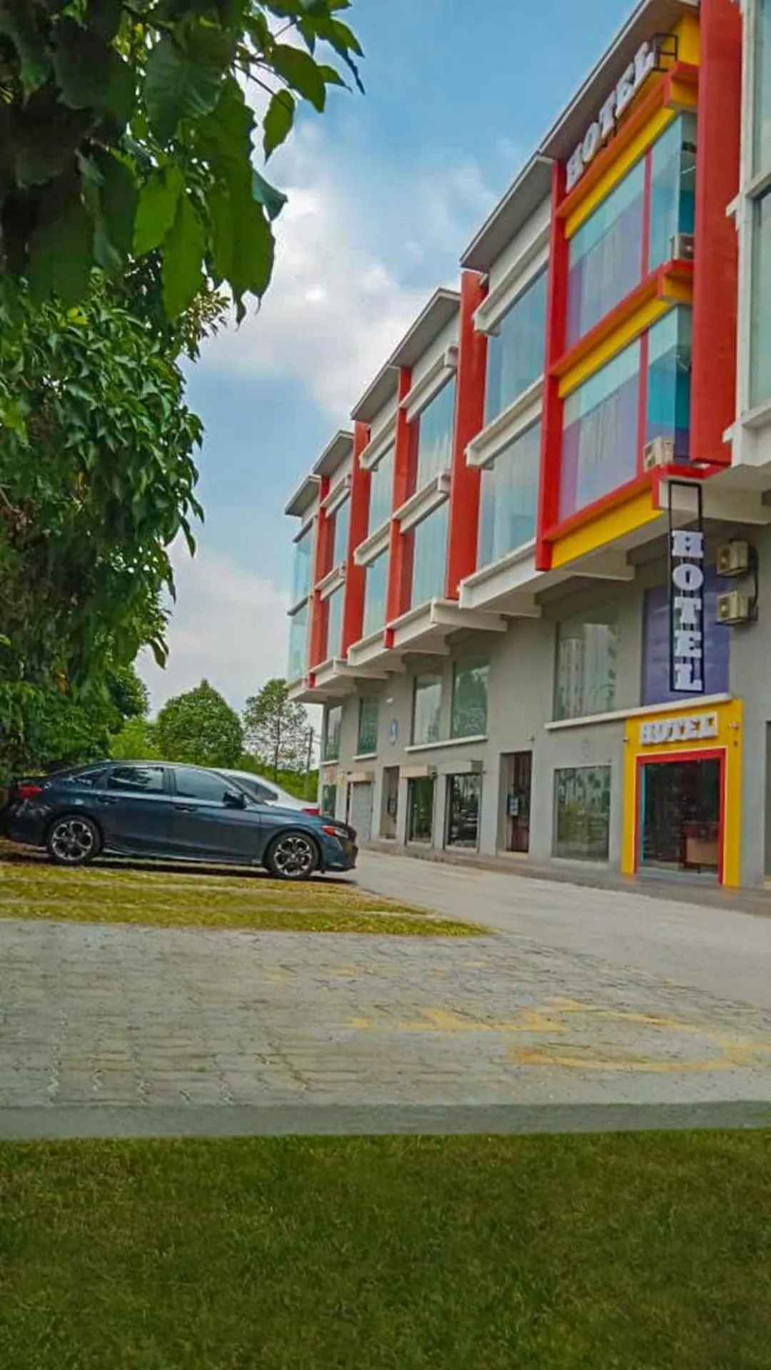 Property building in ARK Business Rawang hotel