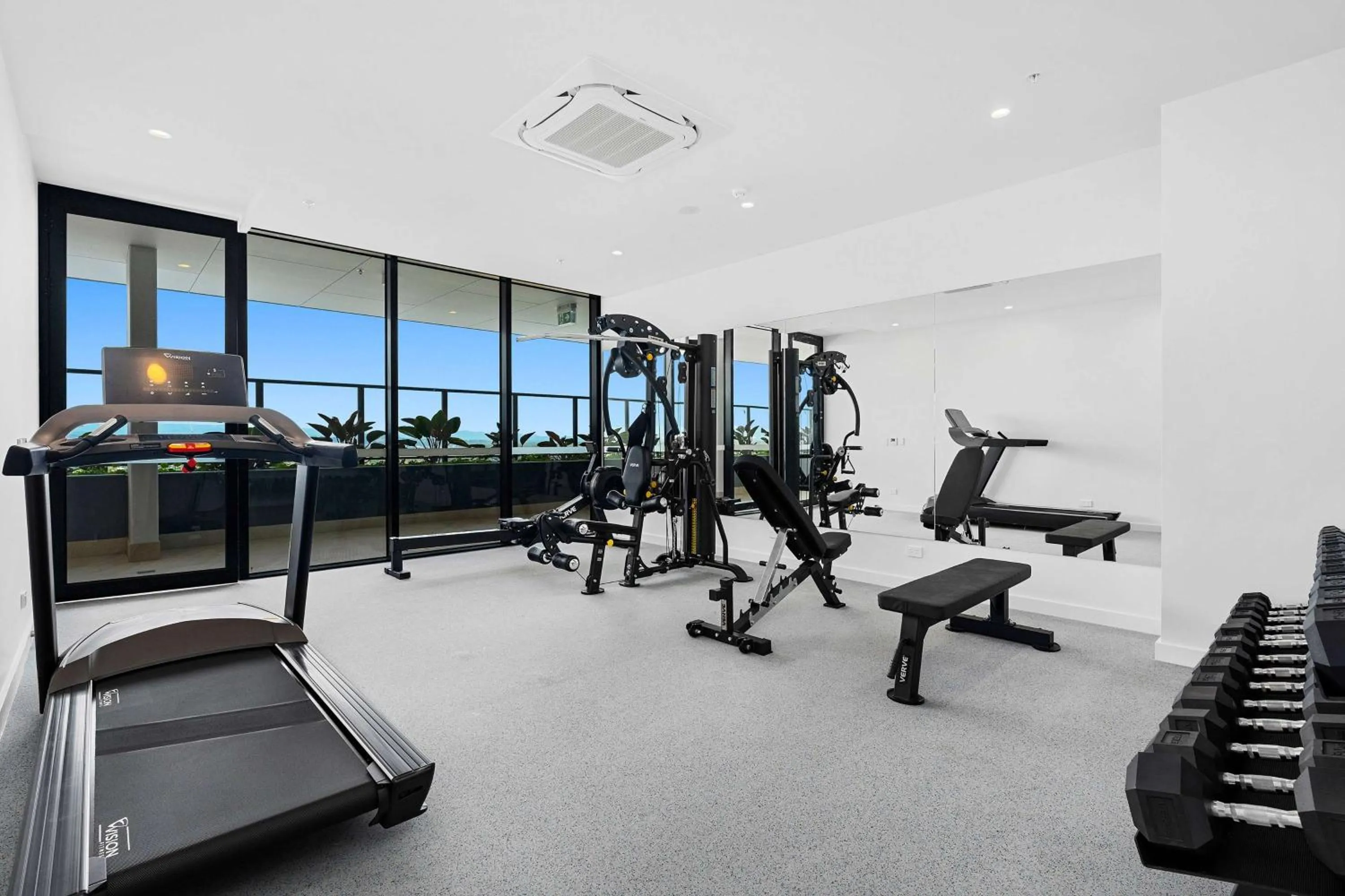 Fitness centre/facilities in TRYP by Wyndham Southport Gold Coast Hotel Apartments