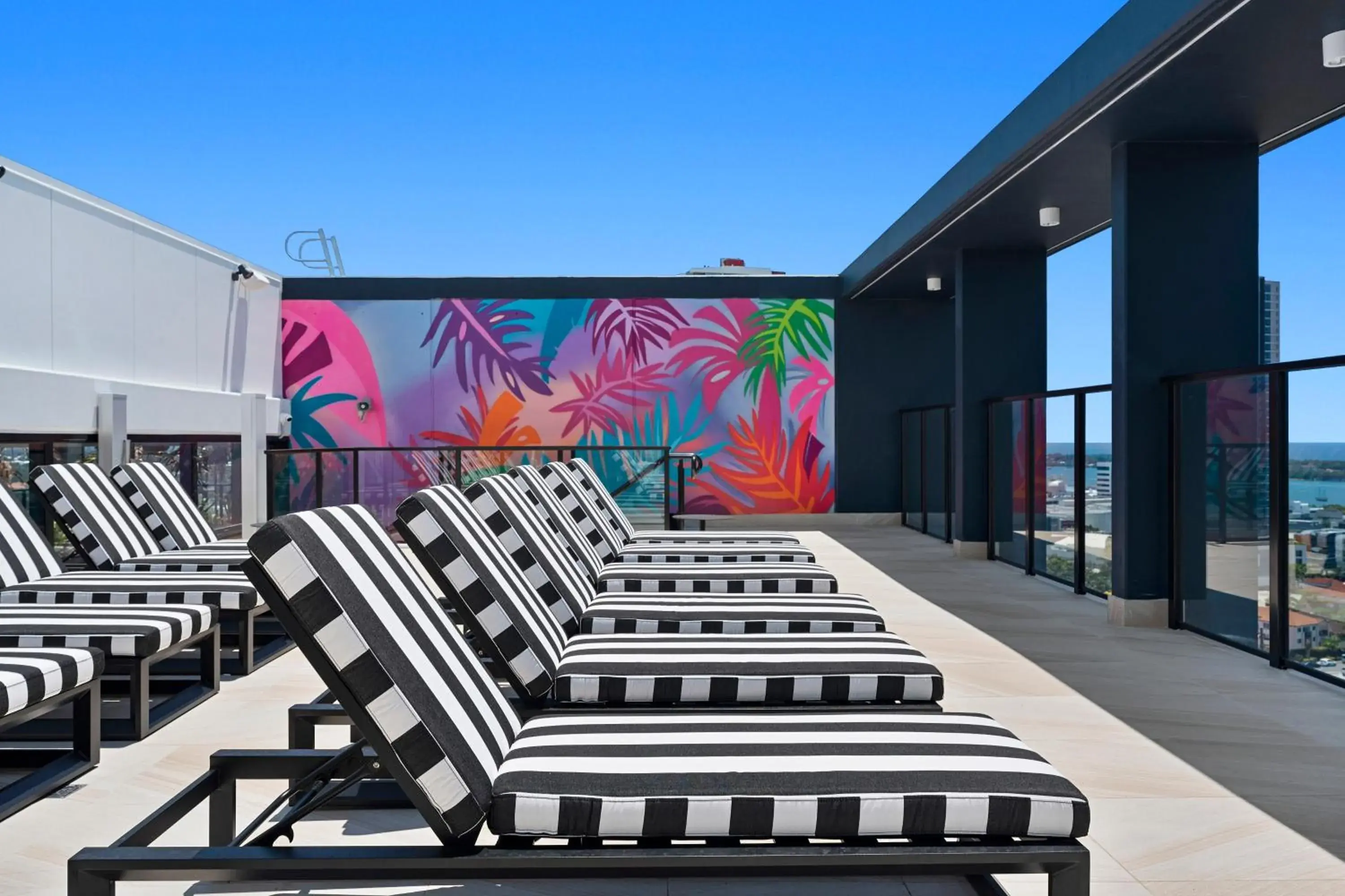 Swimming pool in TRYP by Wyndham Southport Gold Coast Hotel Apartments Swimming pool in TRYP by Wyndham Southport Gold Coast Hotel Apartments