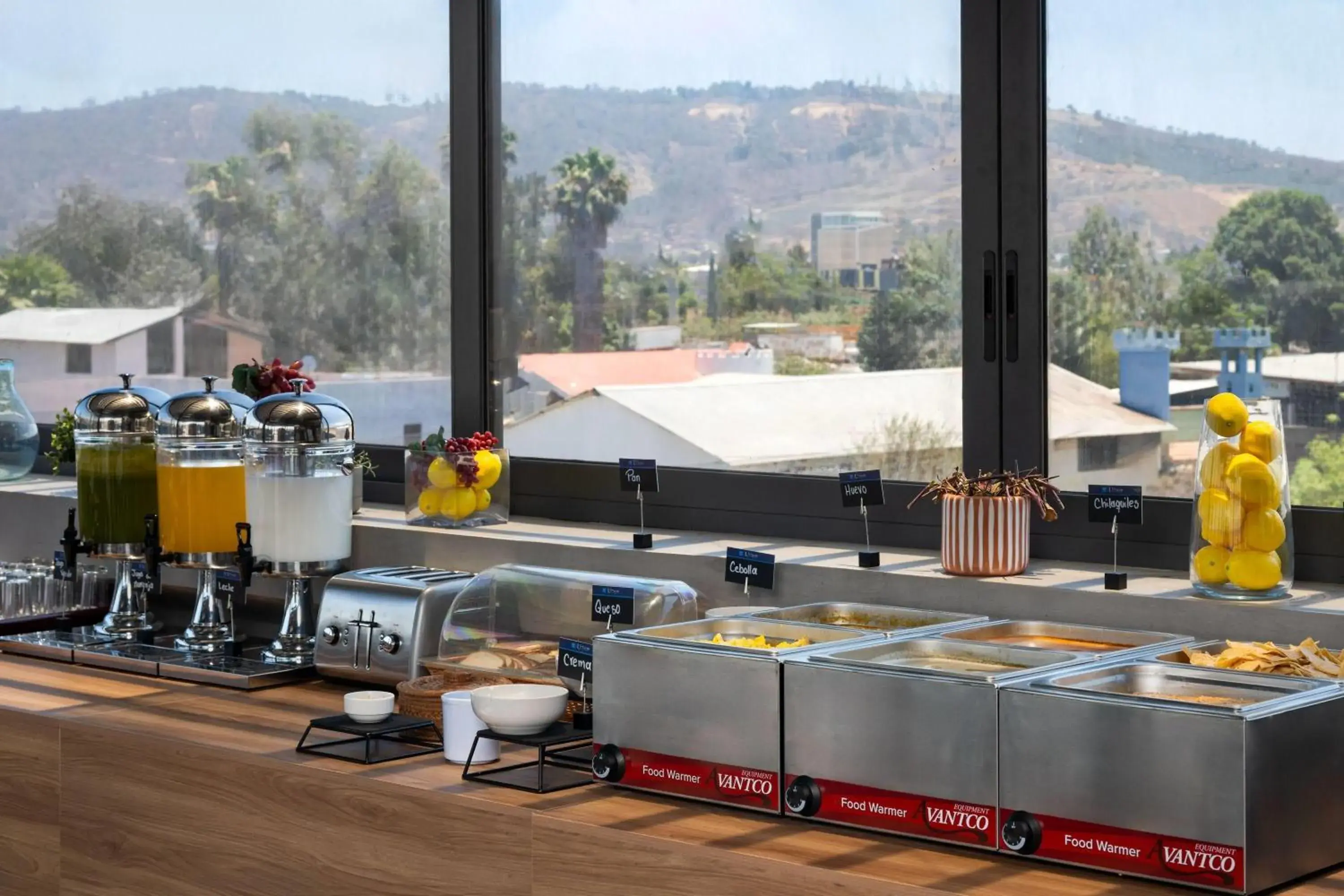 Breakfast in TRYP By Wyndham Ciudad Guzmán UTTSA Breakfast in TRYP By Wyndham Ciudad Guzmán UTTSA