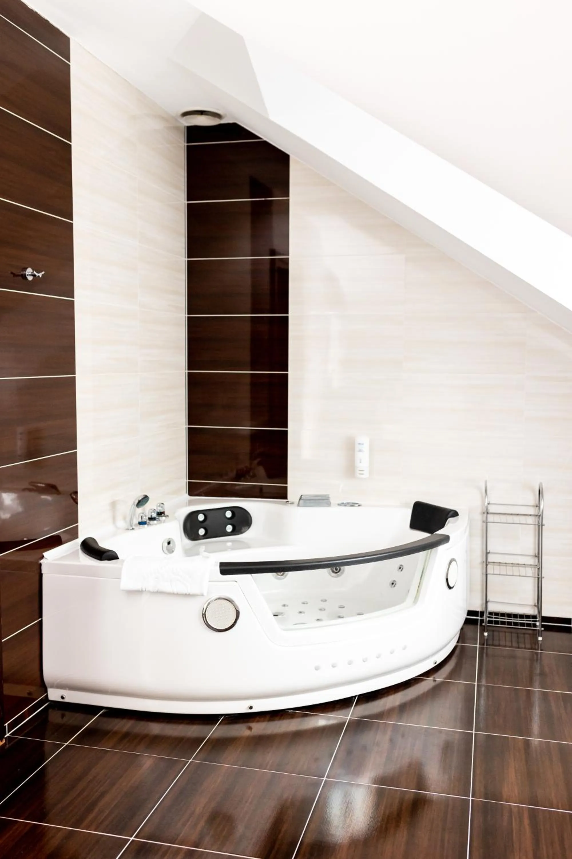 Hotel Restauracja VILLA BOLESTRASZYCE- PRZEMYŚL