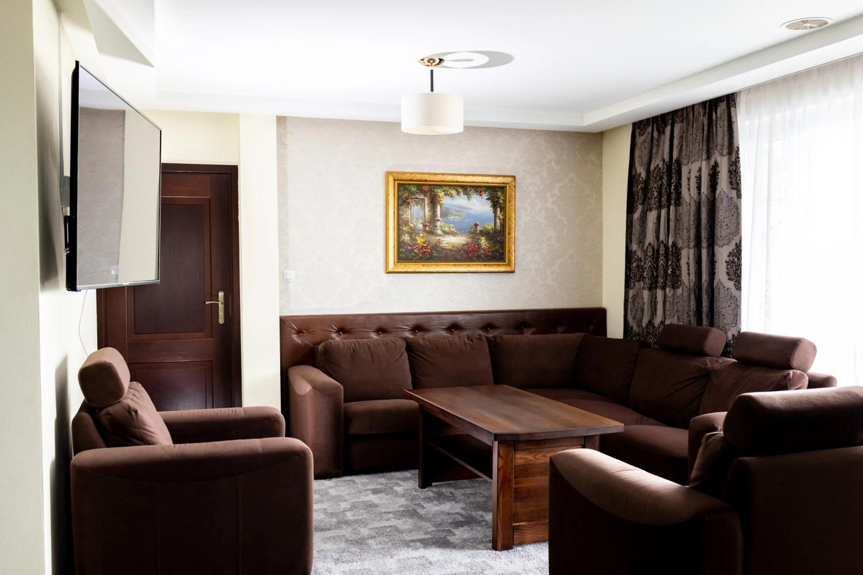 Hotel Restauracja VILLA BOLESTRASZYCE- PRZEMYŚL