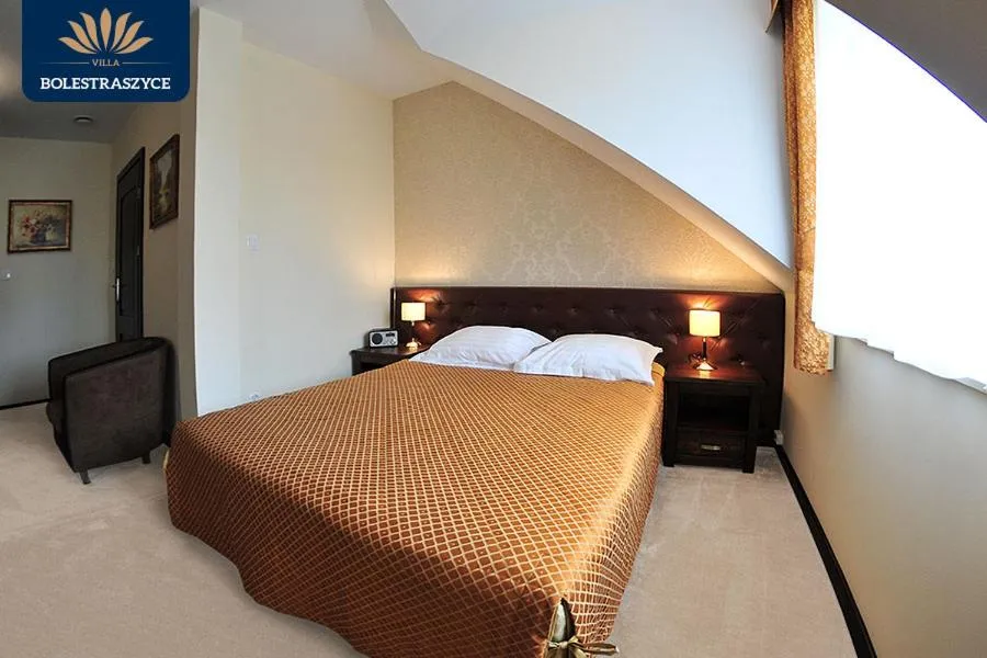 Bed in Hotel Restauracja VILLA BOLESTRASZYCE- PRZEMYŚL