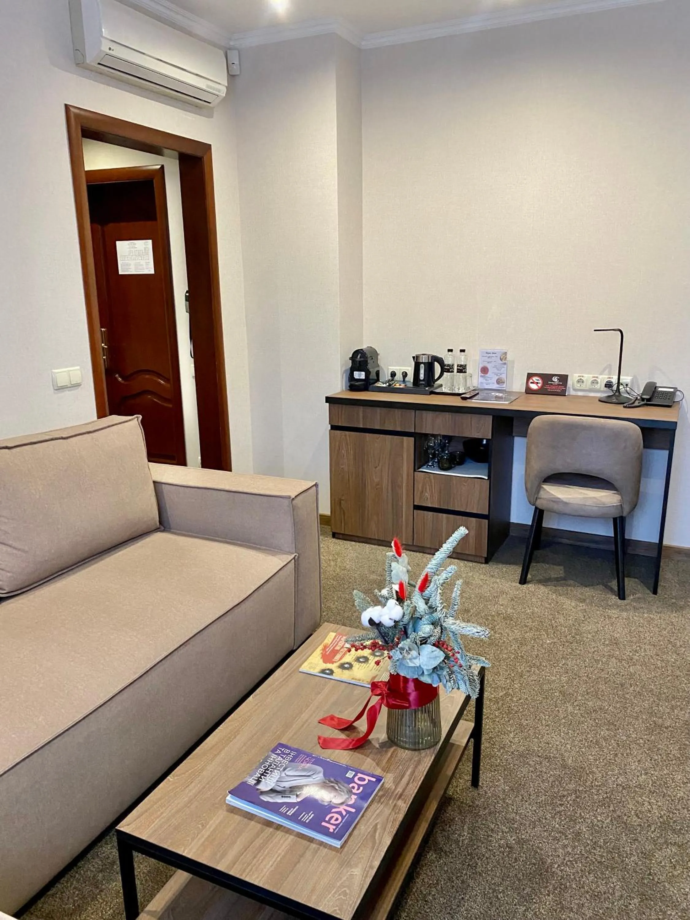 Coffee/tea facilities in Grand Christer Hotel