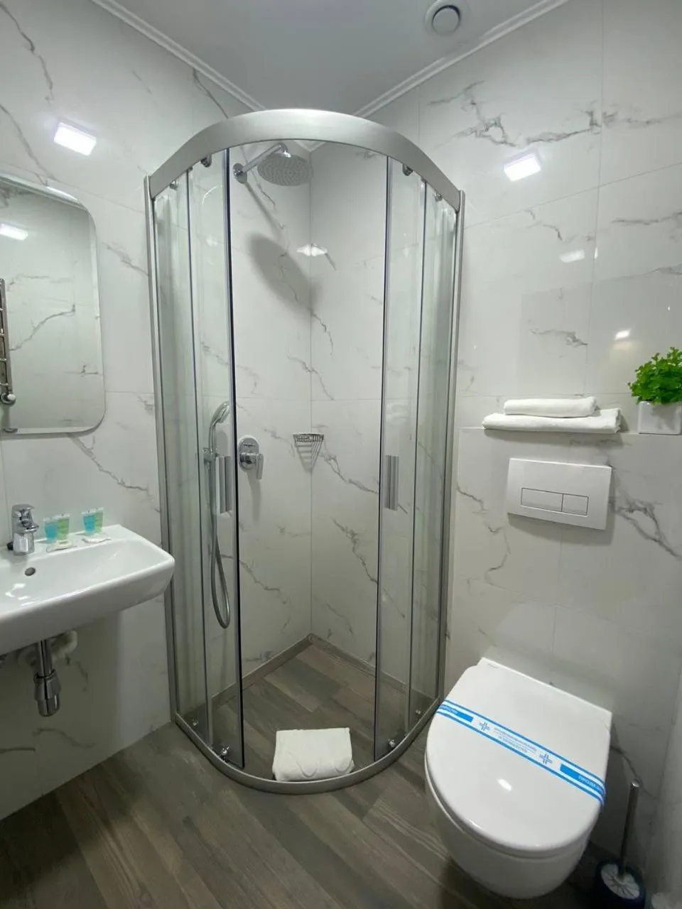 Shower in Grand Christer Hotel