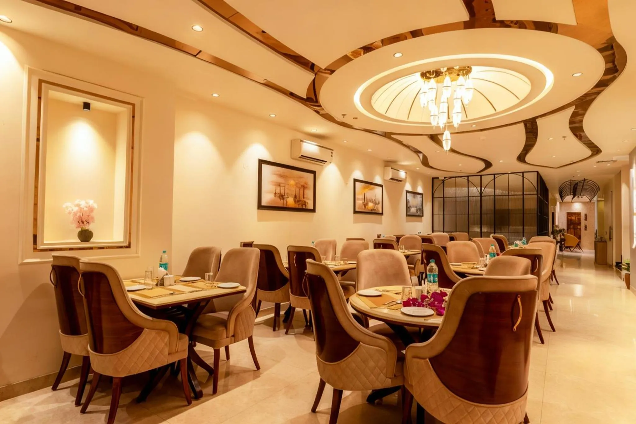 Restaurant/places to eat in Dahabi Venue Premium- Free Airport Pick up or Drop