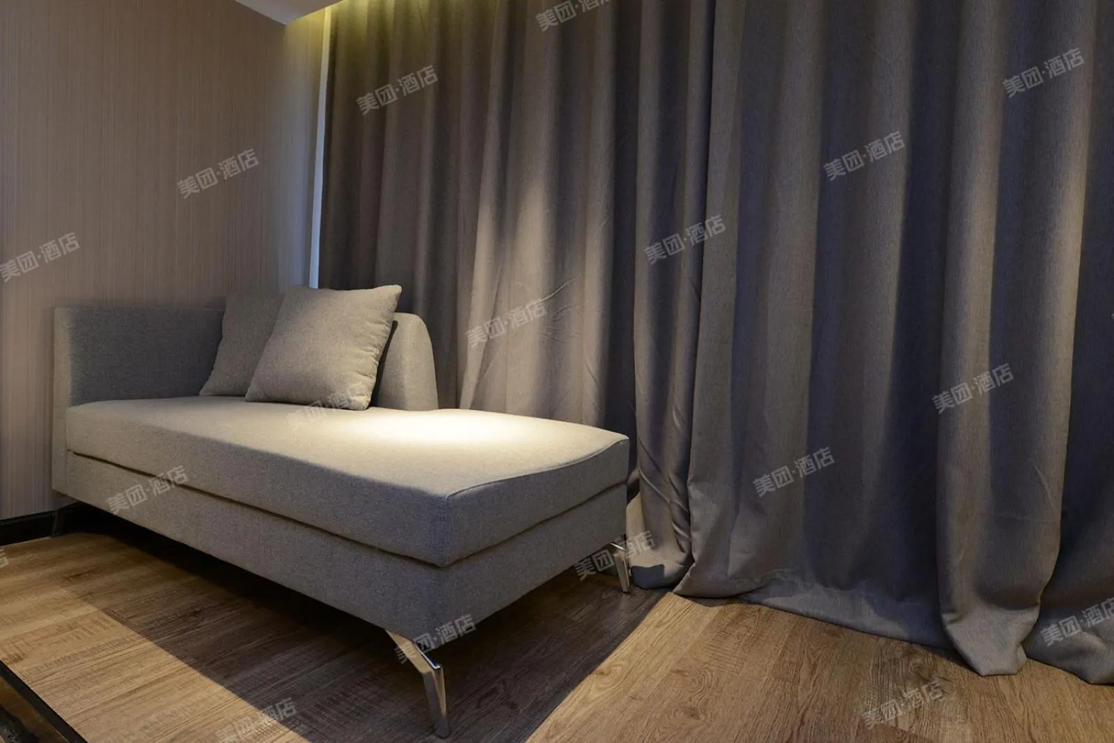 Photo of the whole room, Bed in Echarm Hotel Guiyang Xiaohe Huanghe Road Branch