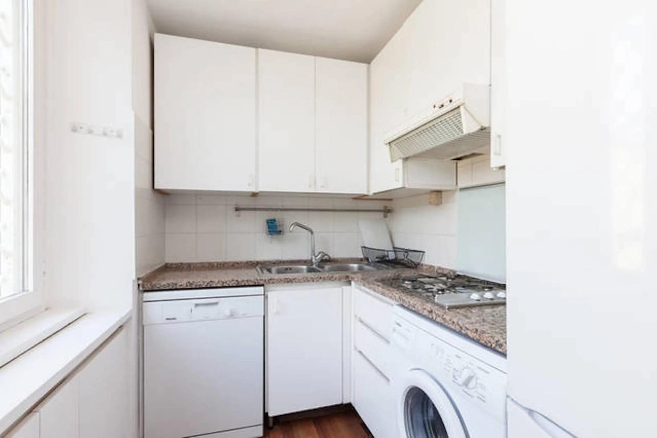 Coffee/tea facilities in Spanish Steps Corner