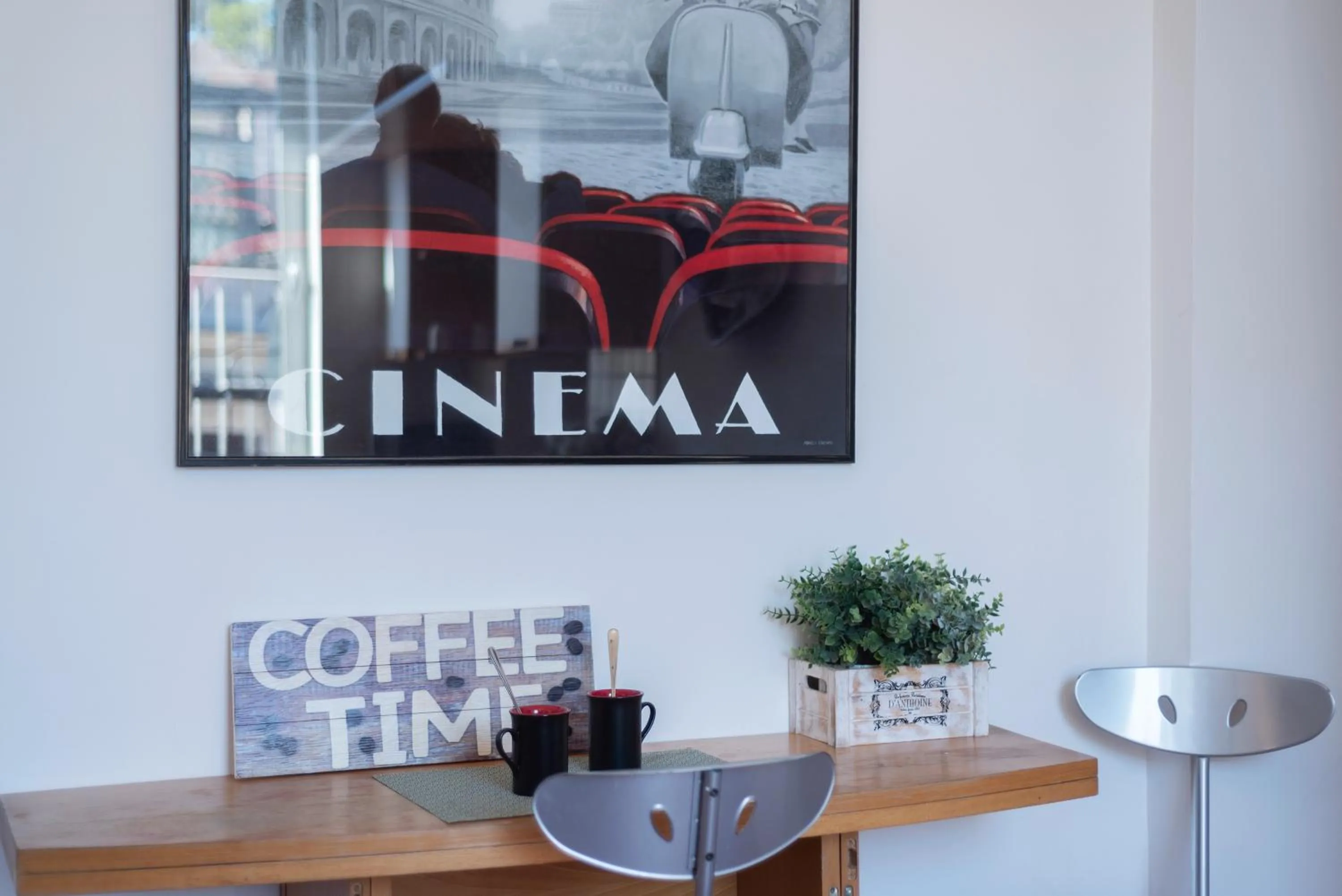 Spanish Steps Corner