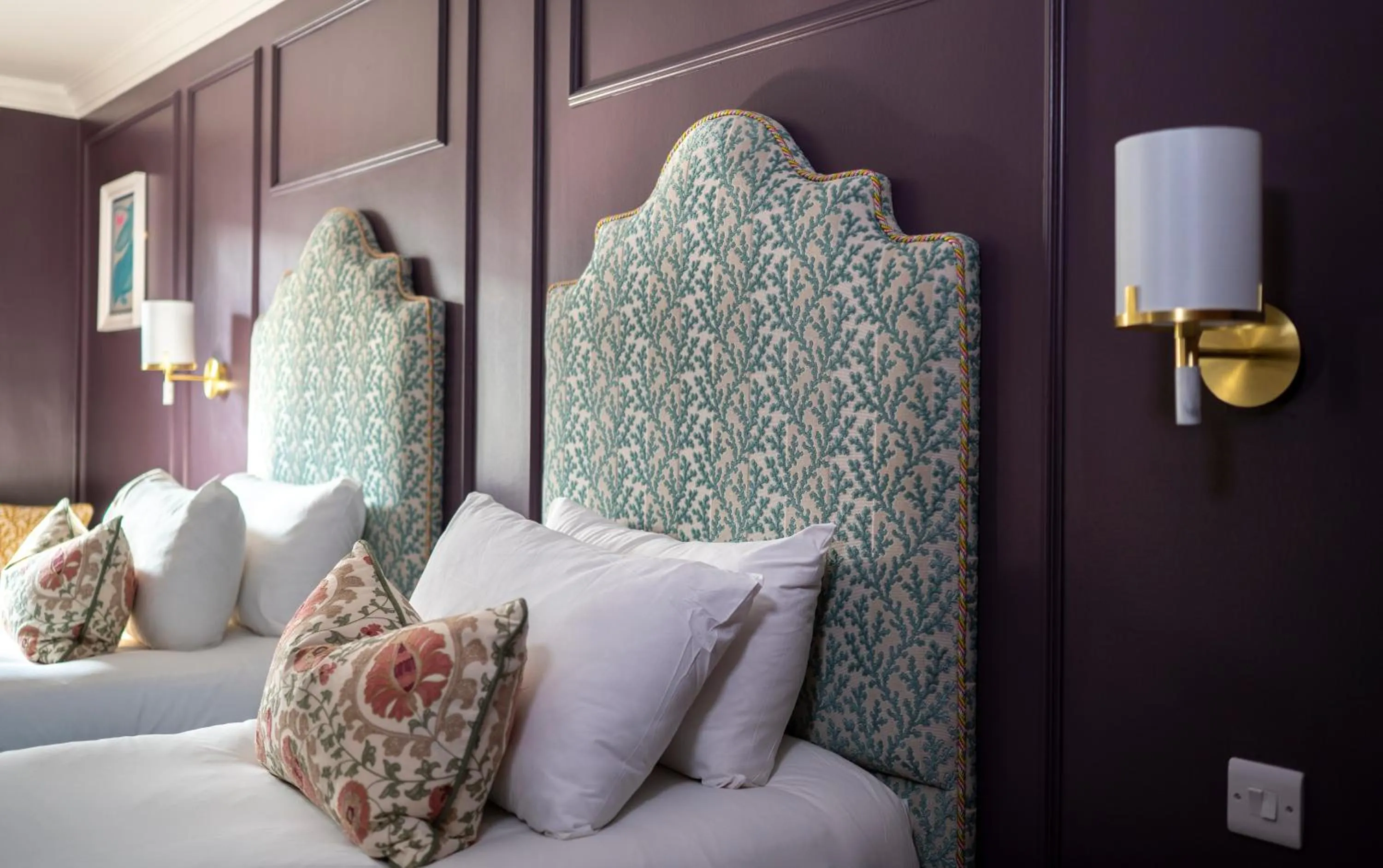 Bed in The Harbourview Hotel