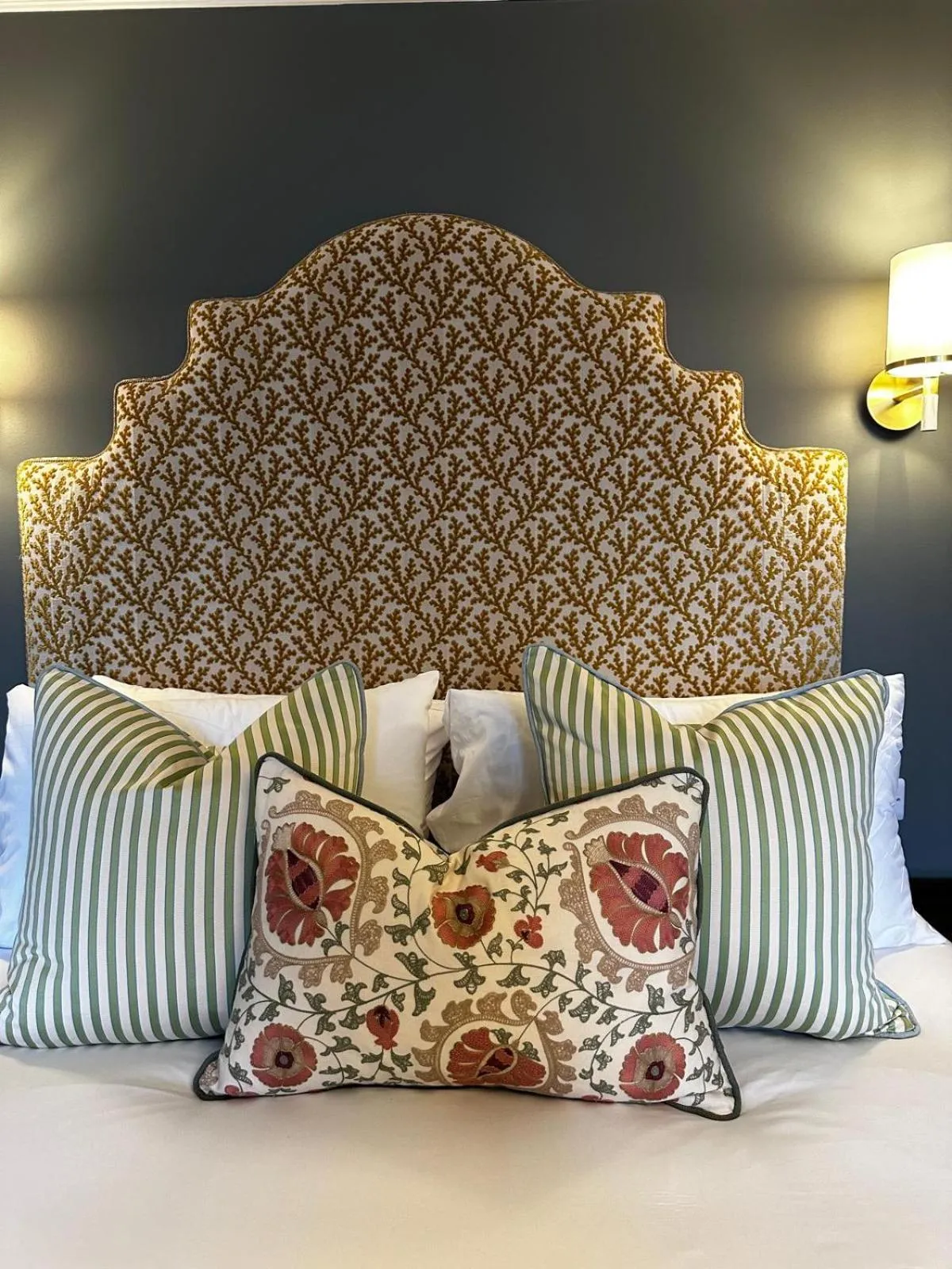 Bedroom, Bed in The Harbourview Hotel