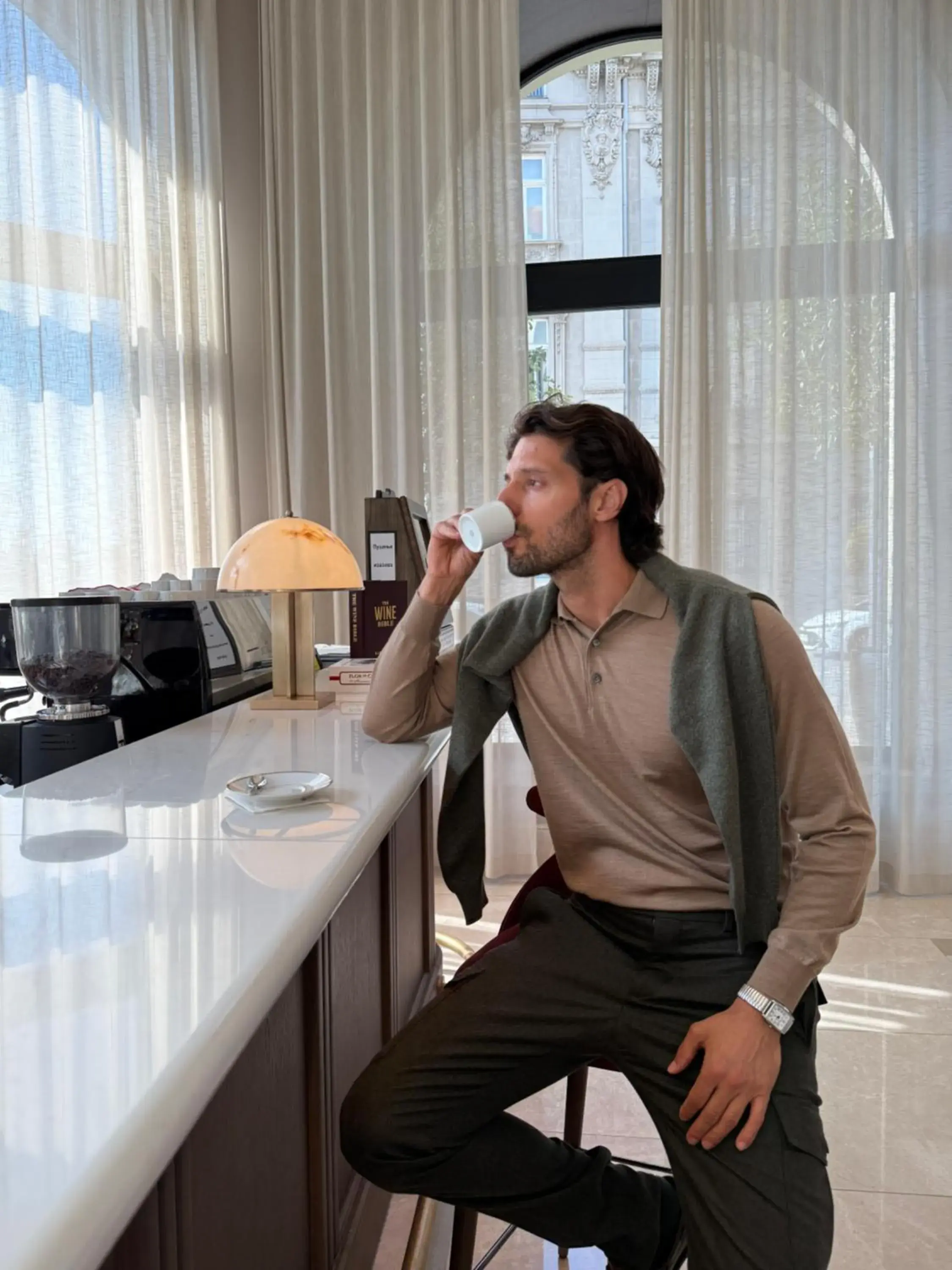 Lounge or bar in The Bristol Belgrade Lounge or bar in The Bristol Belgrade