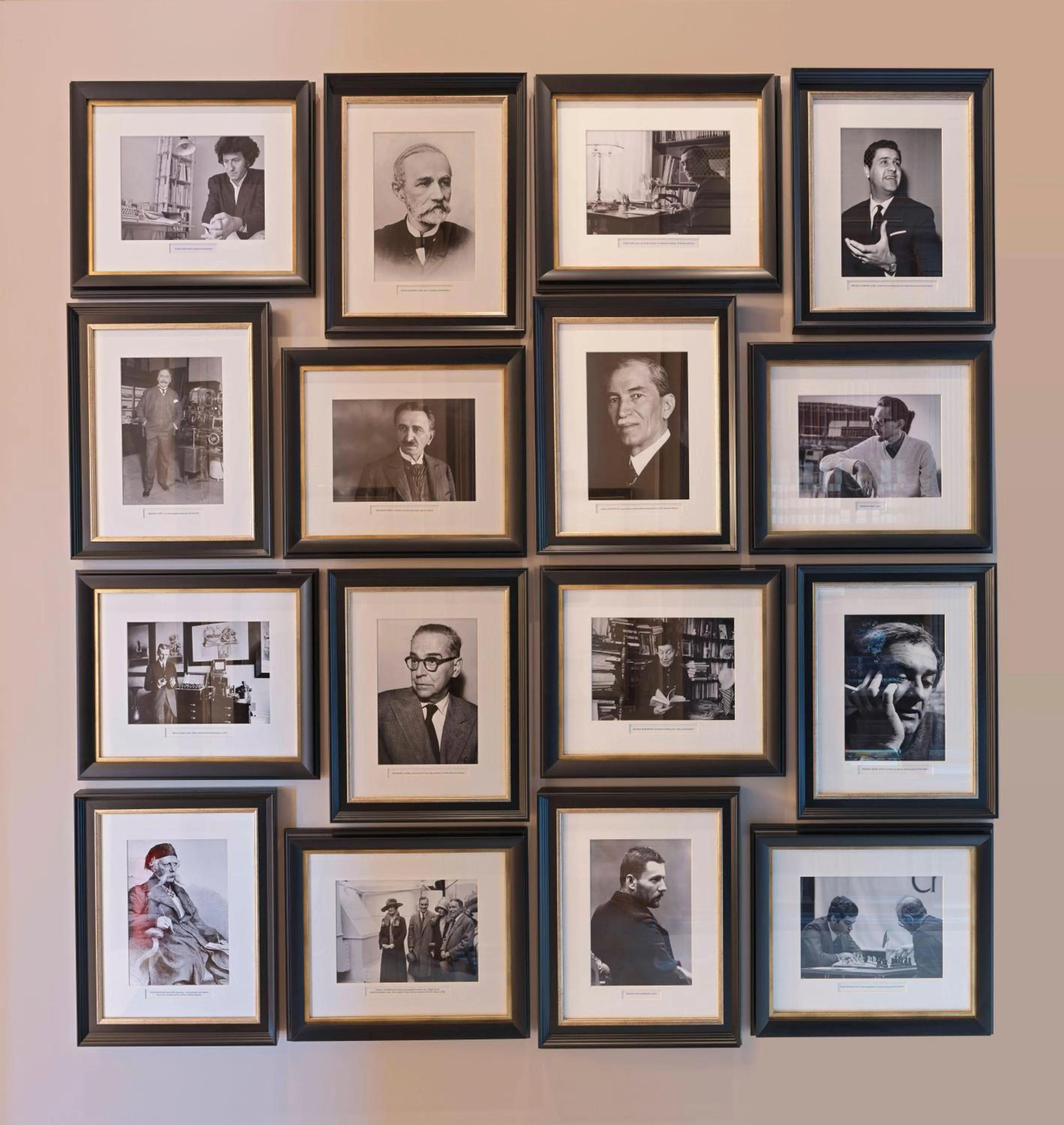 Library in The Bristol Belgrade