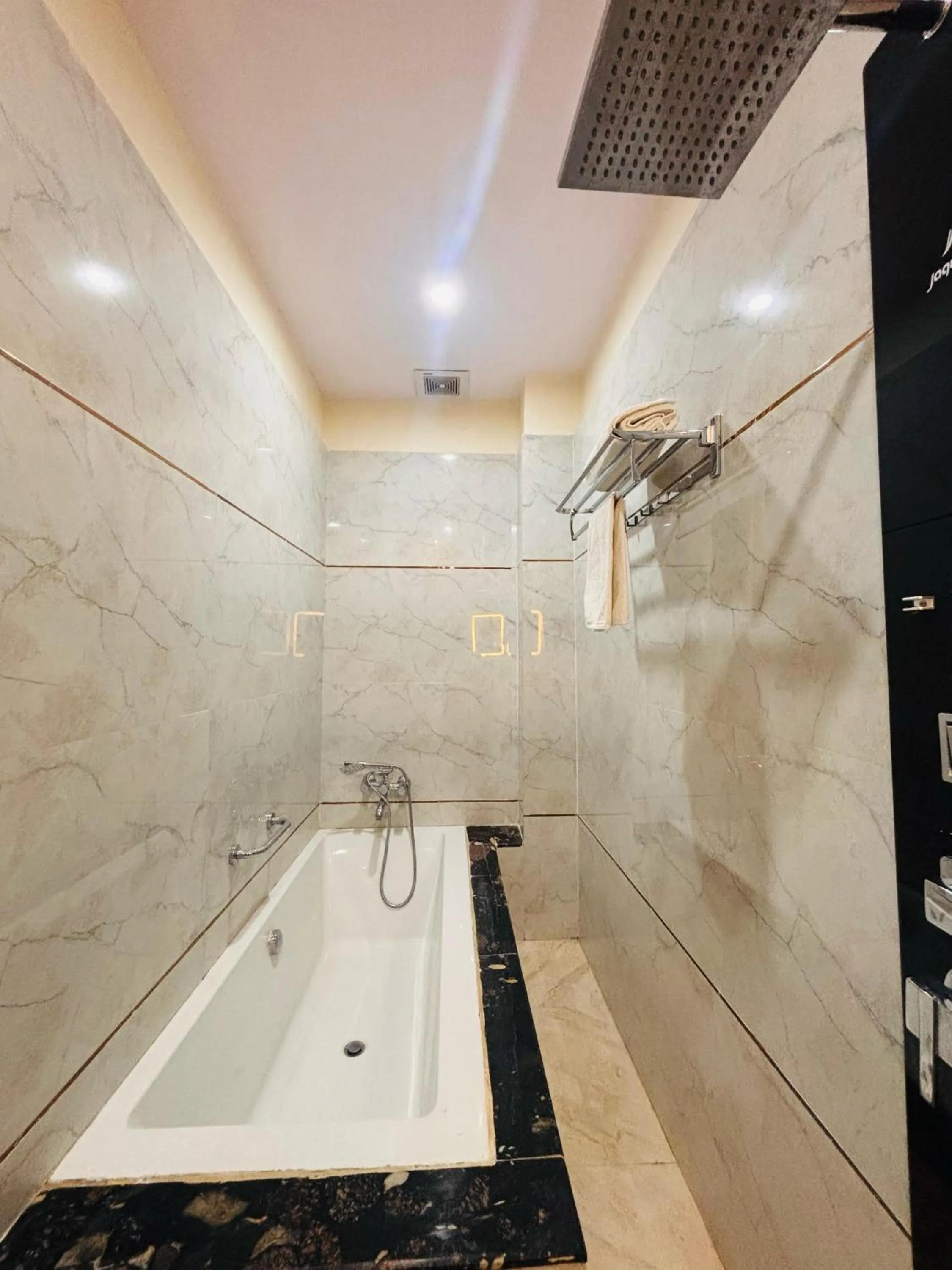 Bath in KashVi Hotels