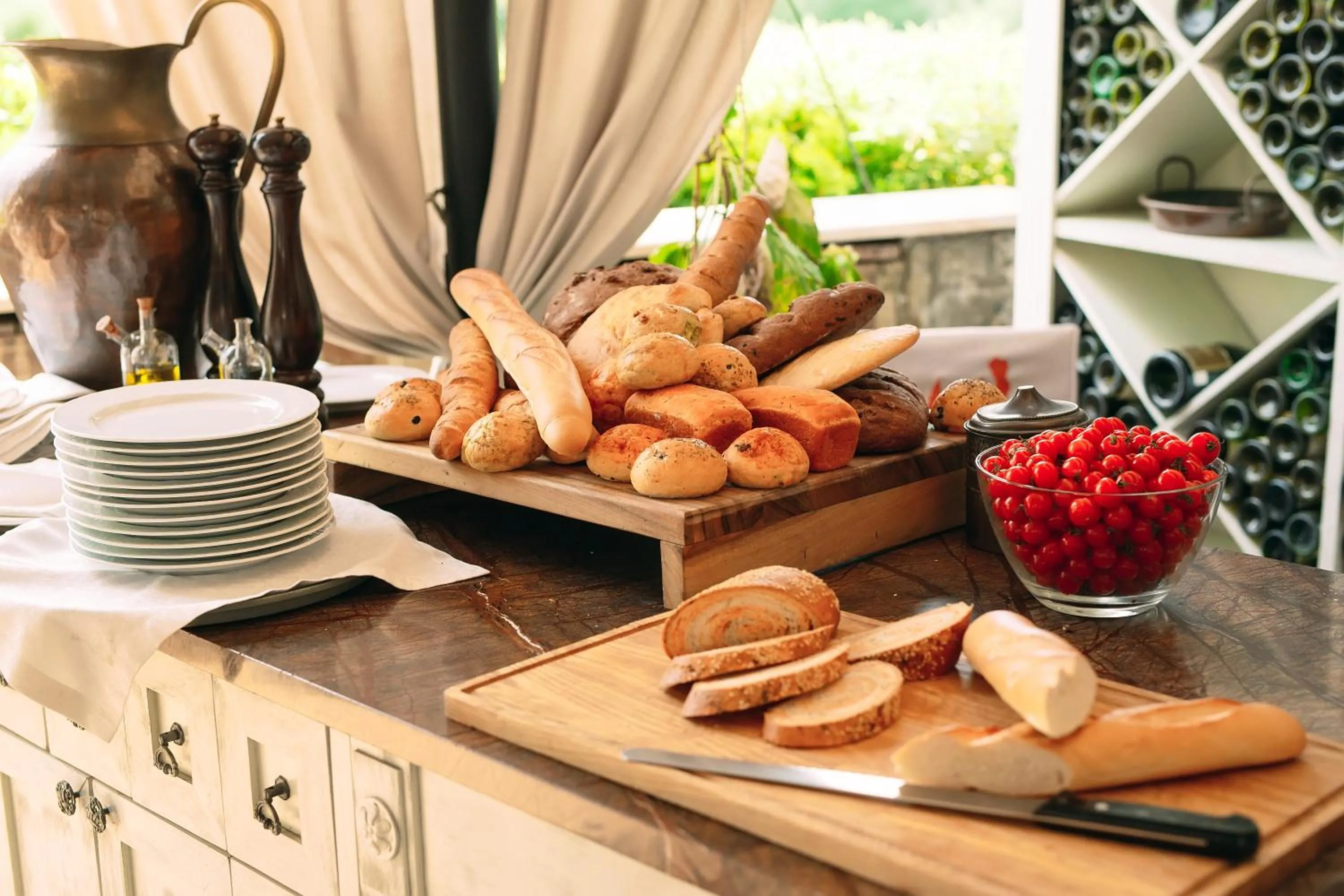 HOTEL NOIR - Free Brunch & Breakfast Until 13-00 - Vicinissimi a Mirabilandia