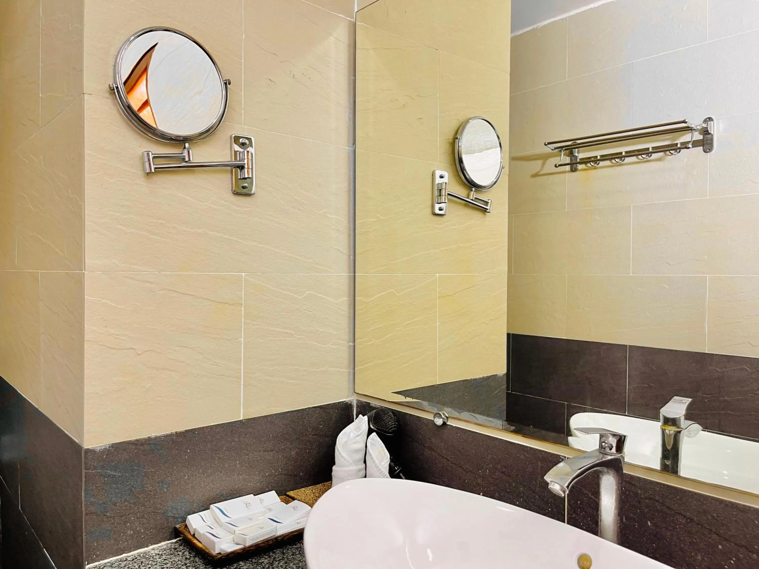 Property building in Sea Breeze Resort