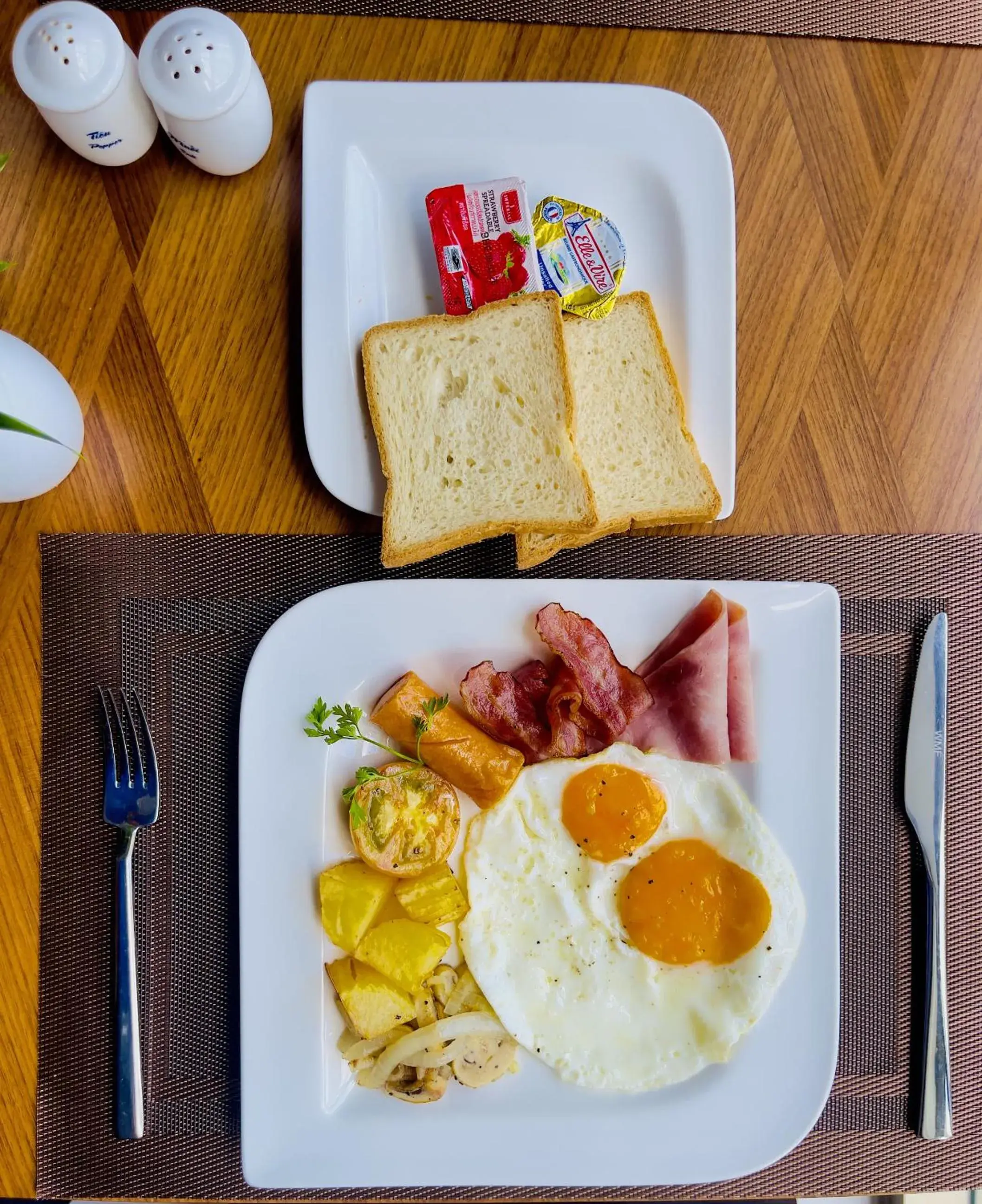 Food in Sea Breeze Resort Food in Sea Breeze Resort