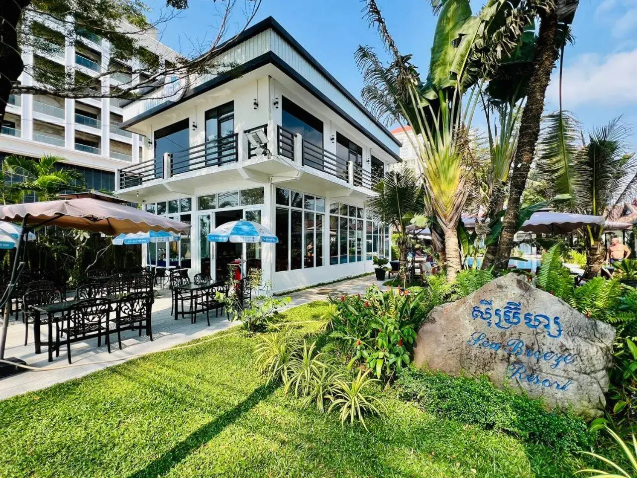 Property building in Sea Breeze Resort Property building in Sea Breeze Resort